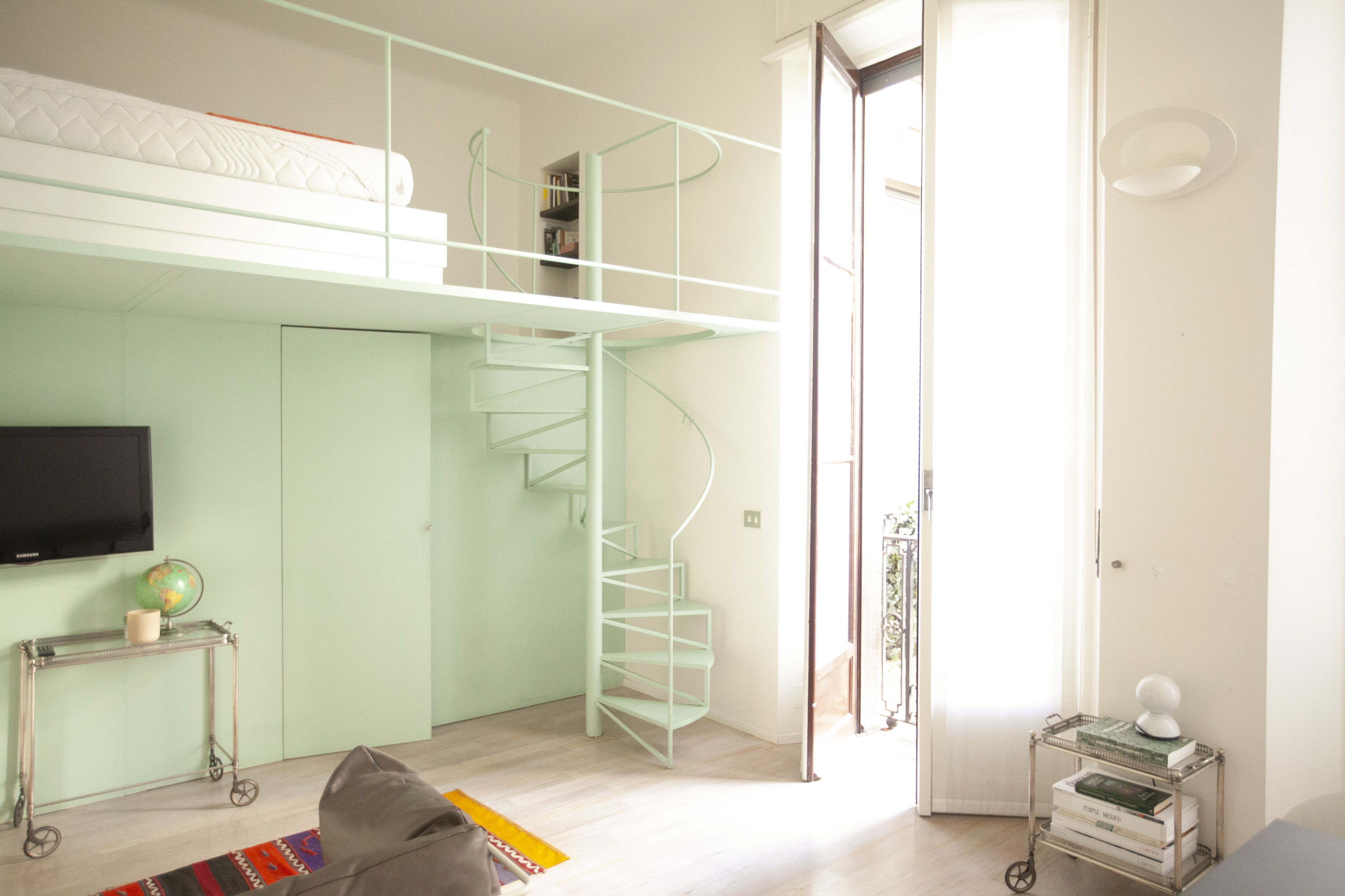 Mini-loft luminoso e di design in centro a Milano in GUASTALLA, Milan
