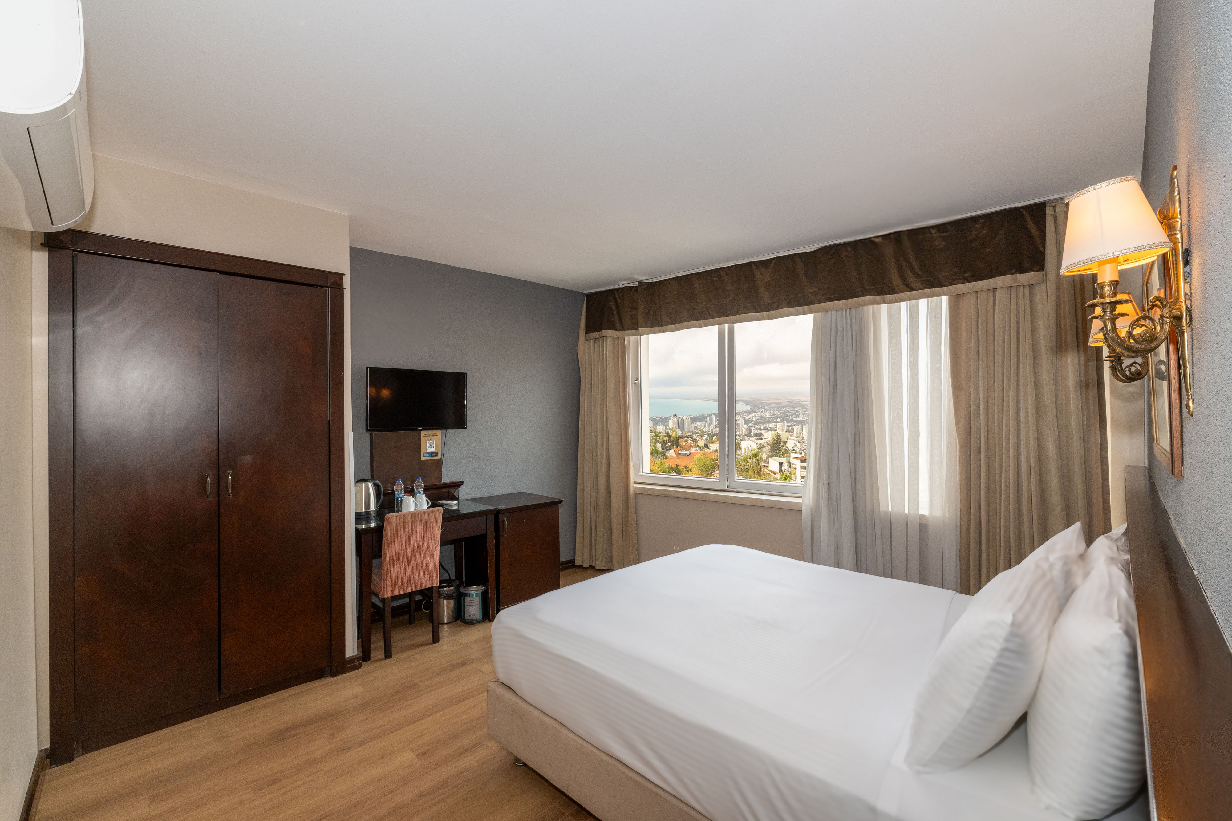 Pera Rose Hotel Superior Room in Beyoglu, Istanbul