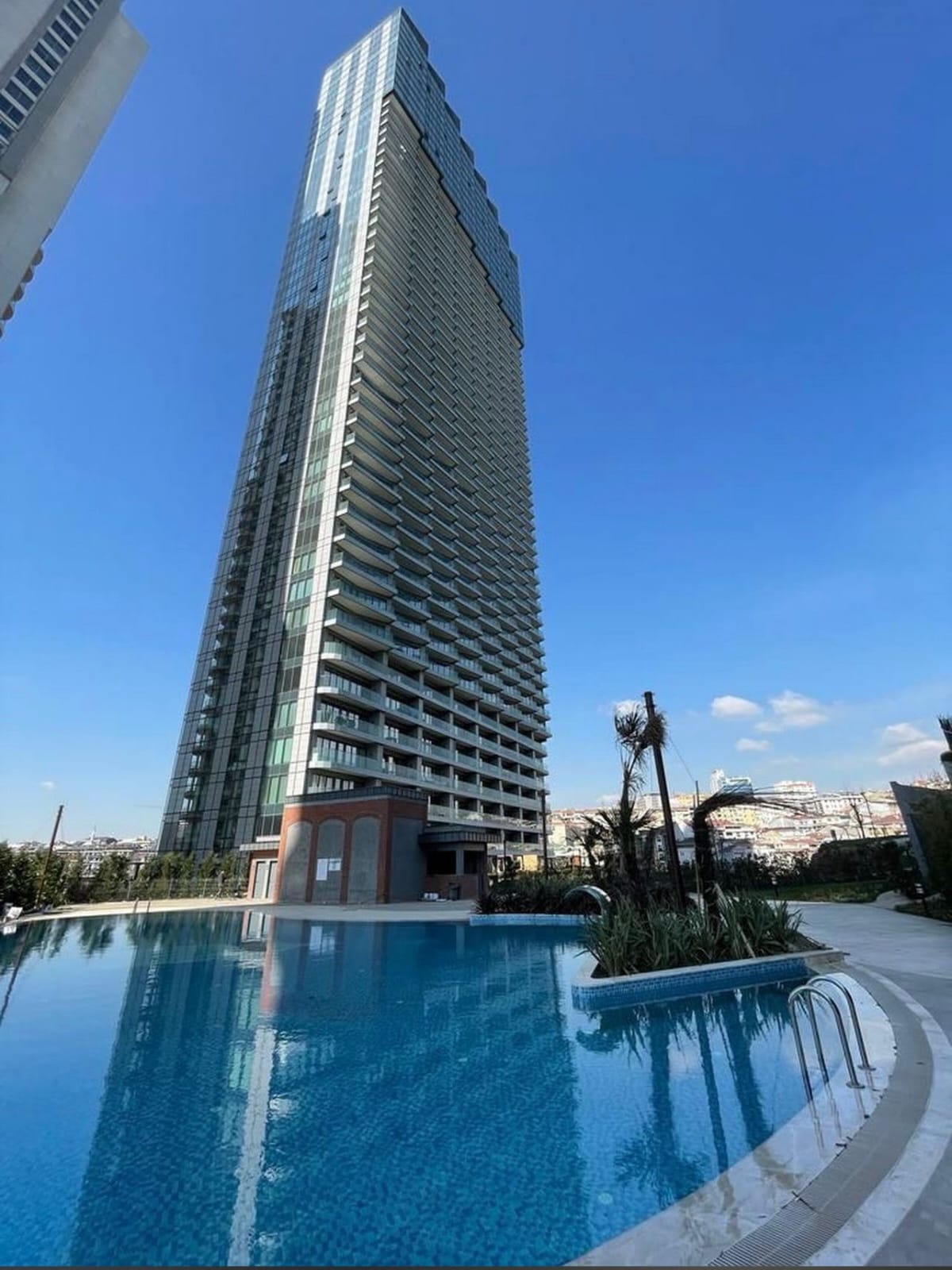 Bright Modern Flat in Sisli Bomonti w/ Views in Sisli, Istanbul