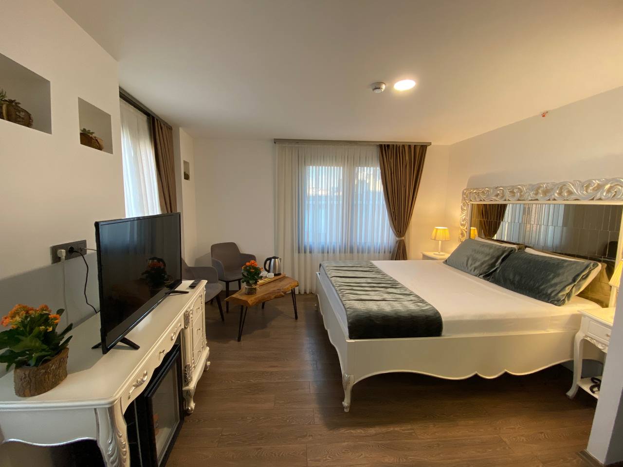 Kadıköy Merkezinde Geniş Deluxe Oda in Kadikoy, Istanbul