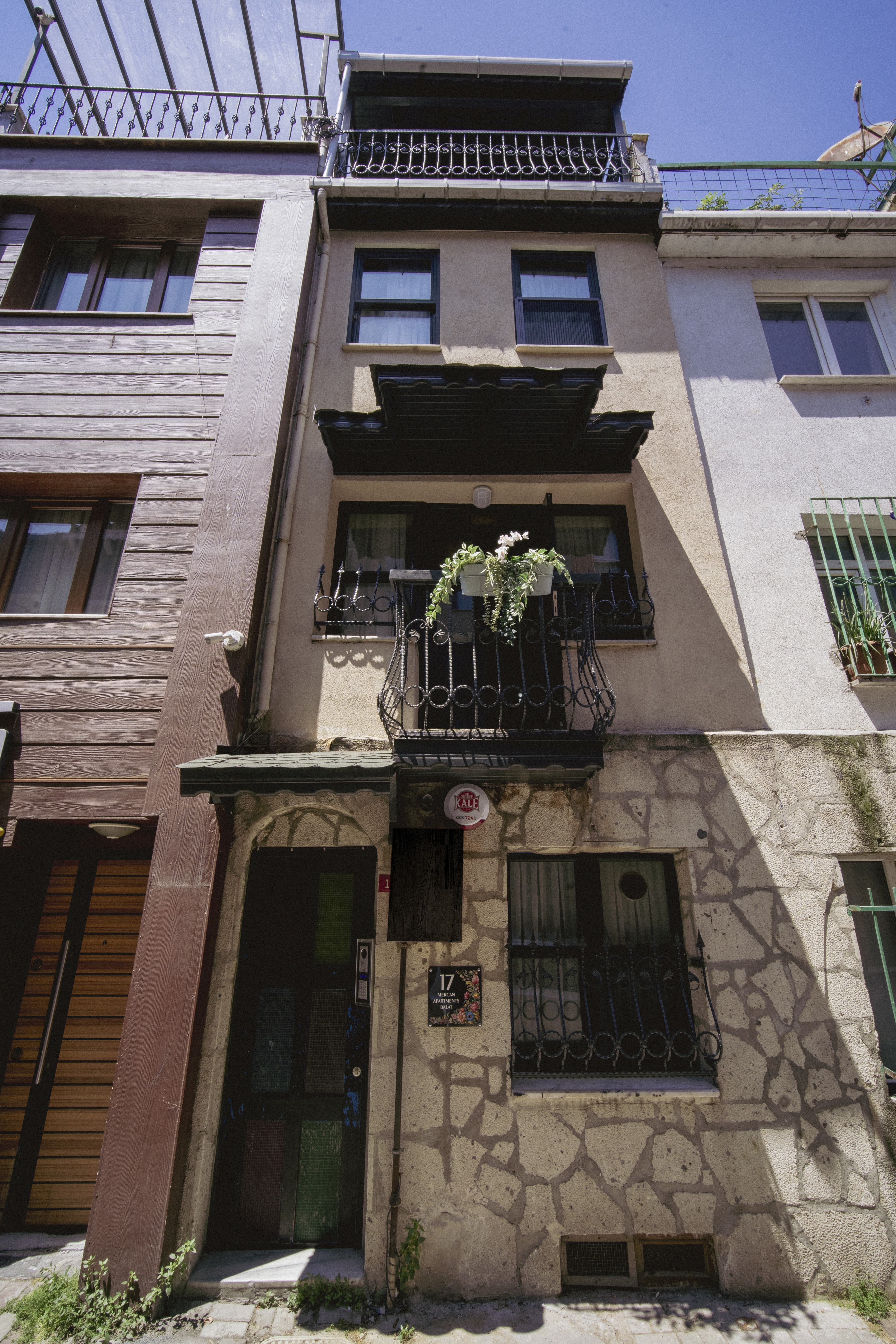 Mercan Apartments Balat-The Mihrab Niche Room in Fatih, Istanbul