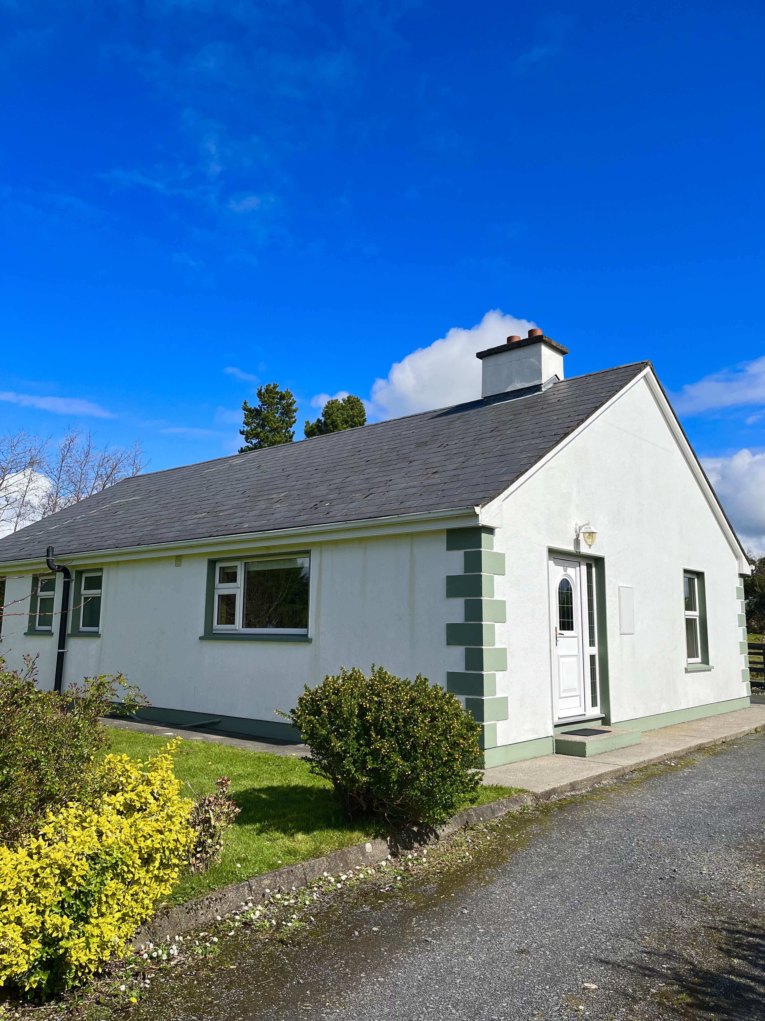 Carrabaun Holiday Home