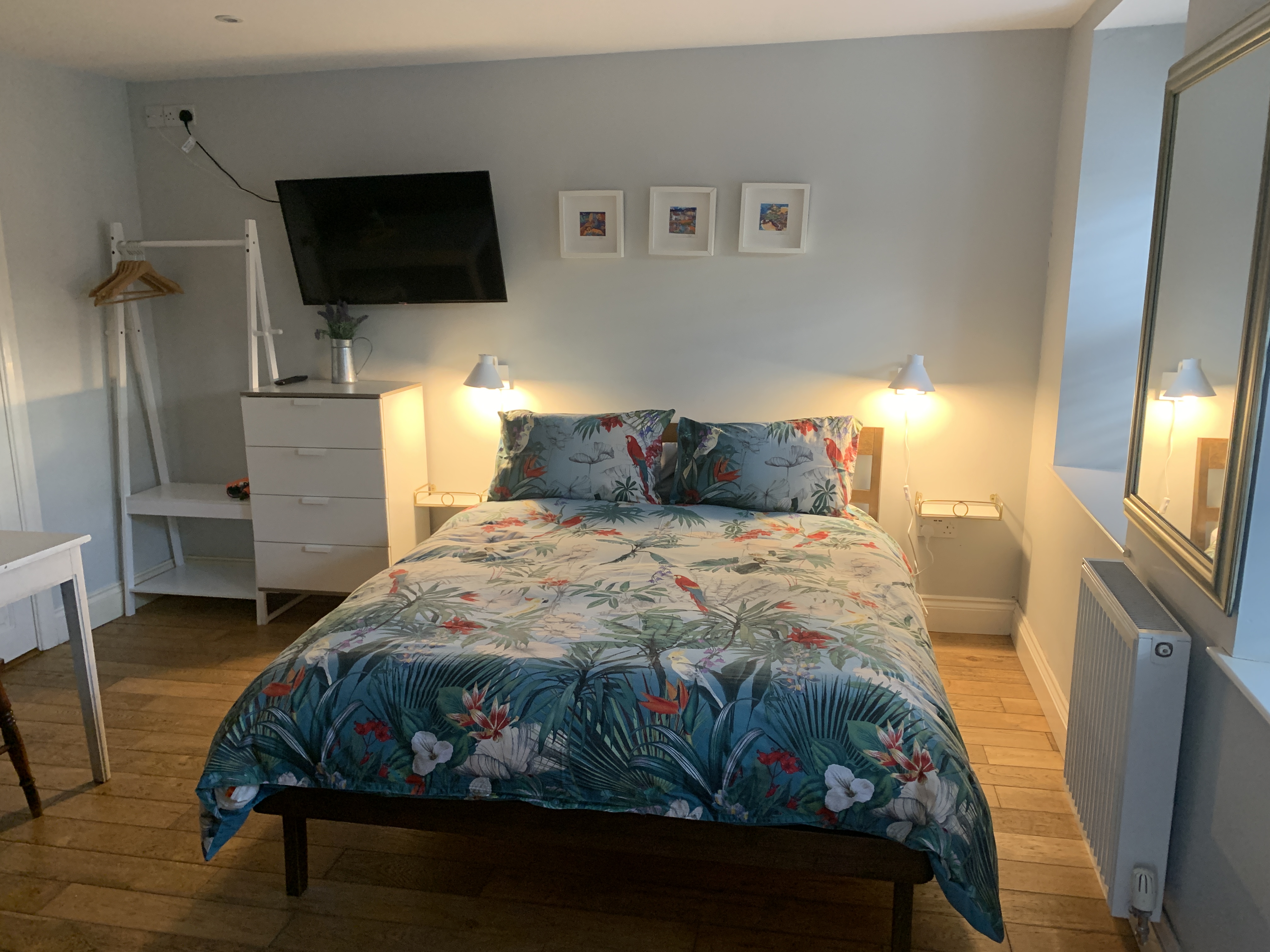 Studio flat with parking space