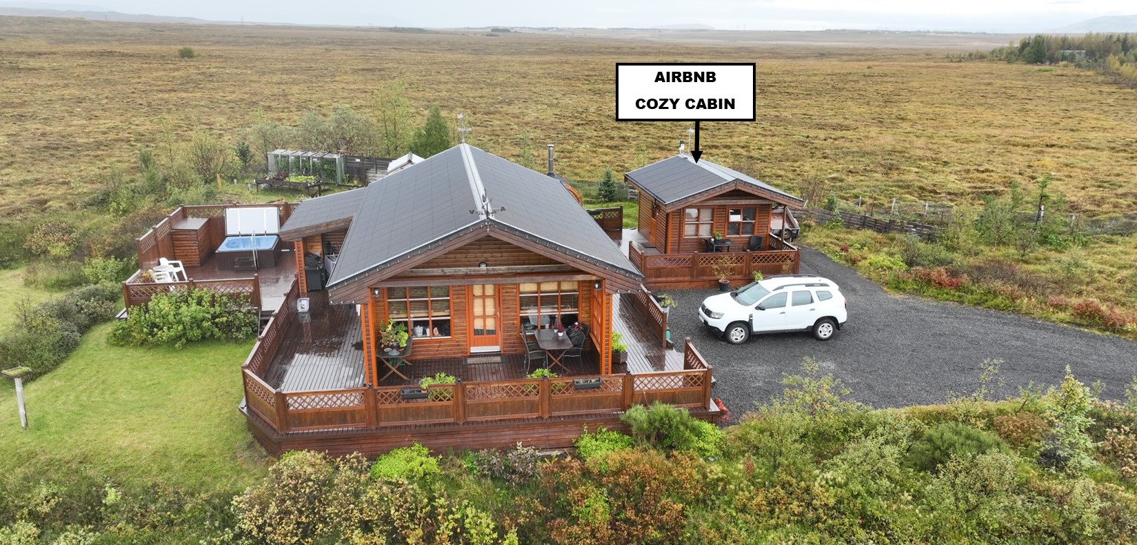 Cozy Cabin, near the Golden Circle, Free Hot Tub