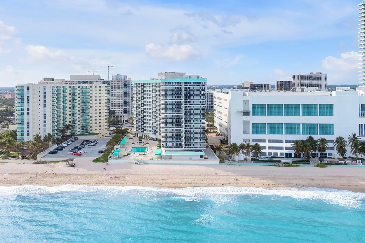 Modern Oceanfront Retreat in Hollywood, Broward County