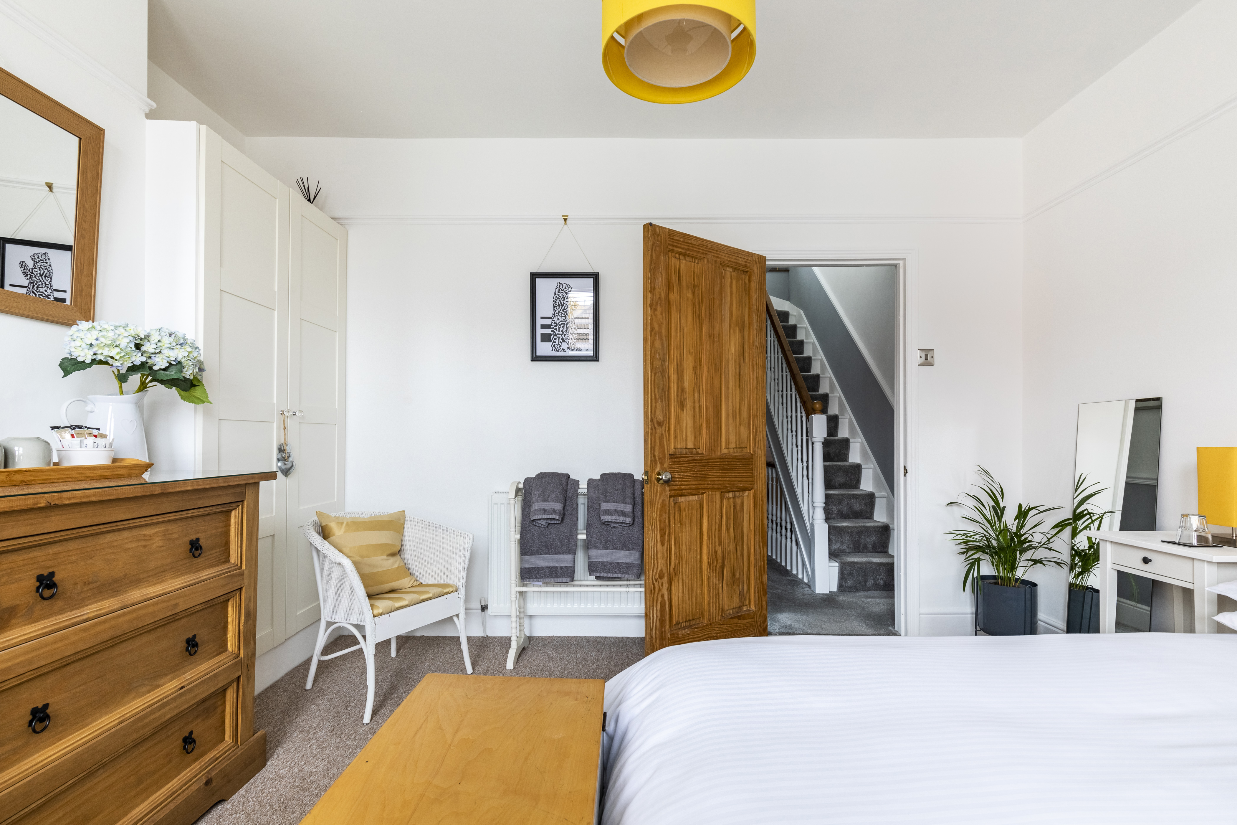 Double bedroom & private bathroom in Bedminster, Bristol