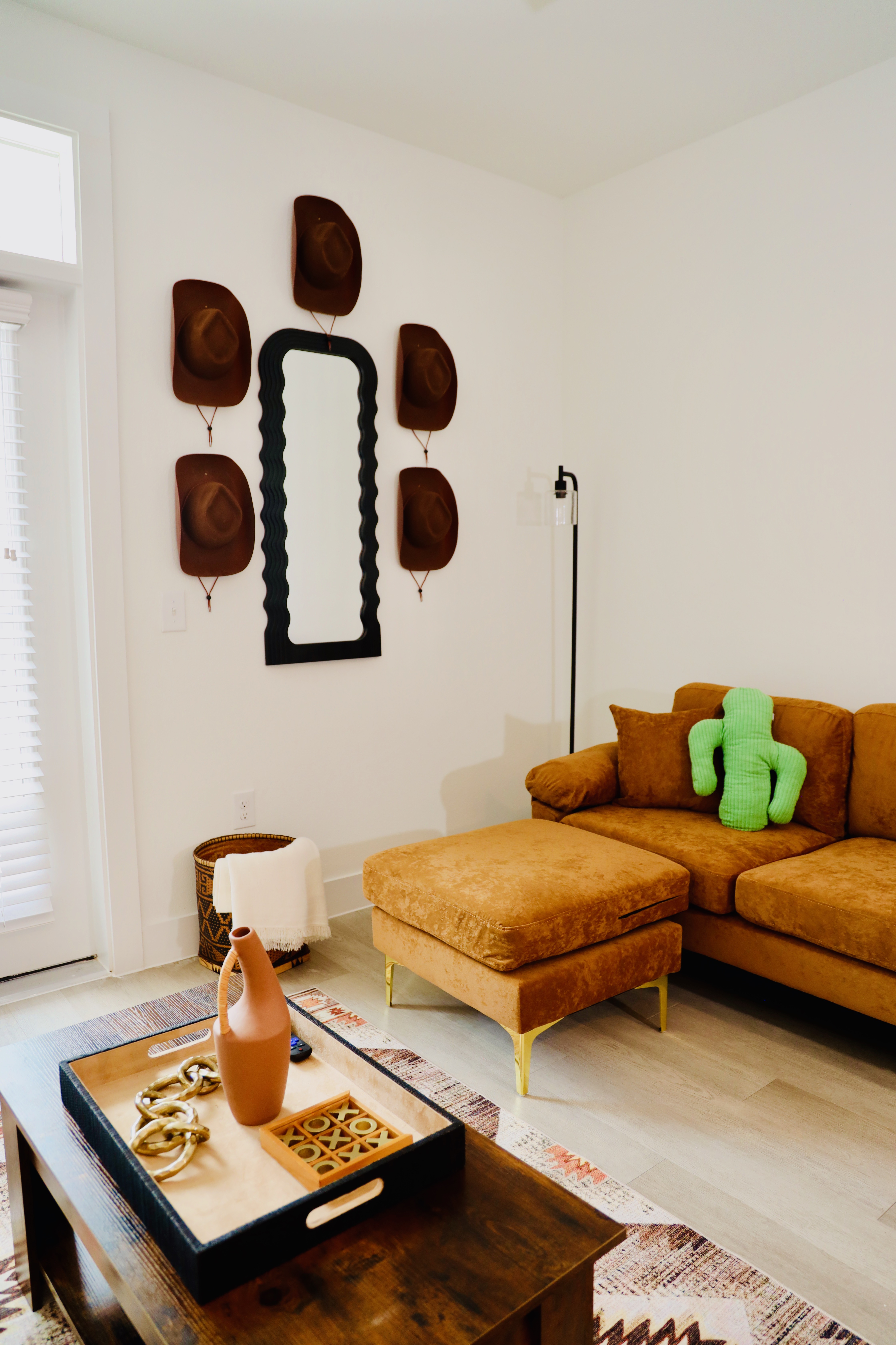 Casita Cactus | Near Q2 & Domain | WiFi + Pool in 78727, Austin