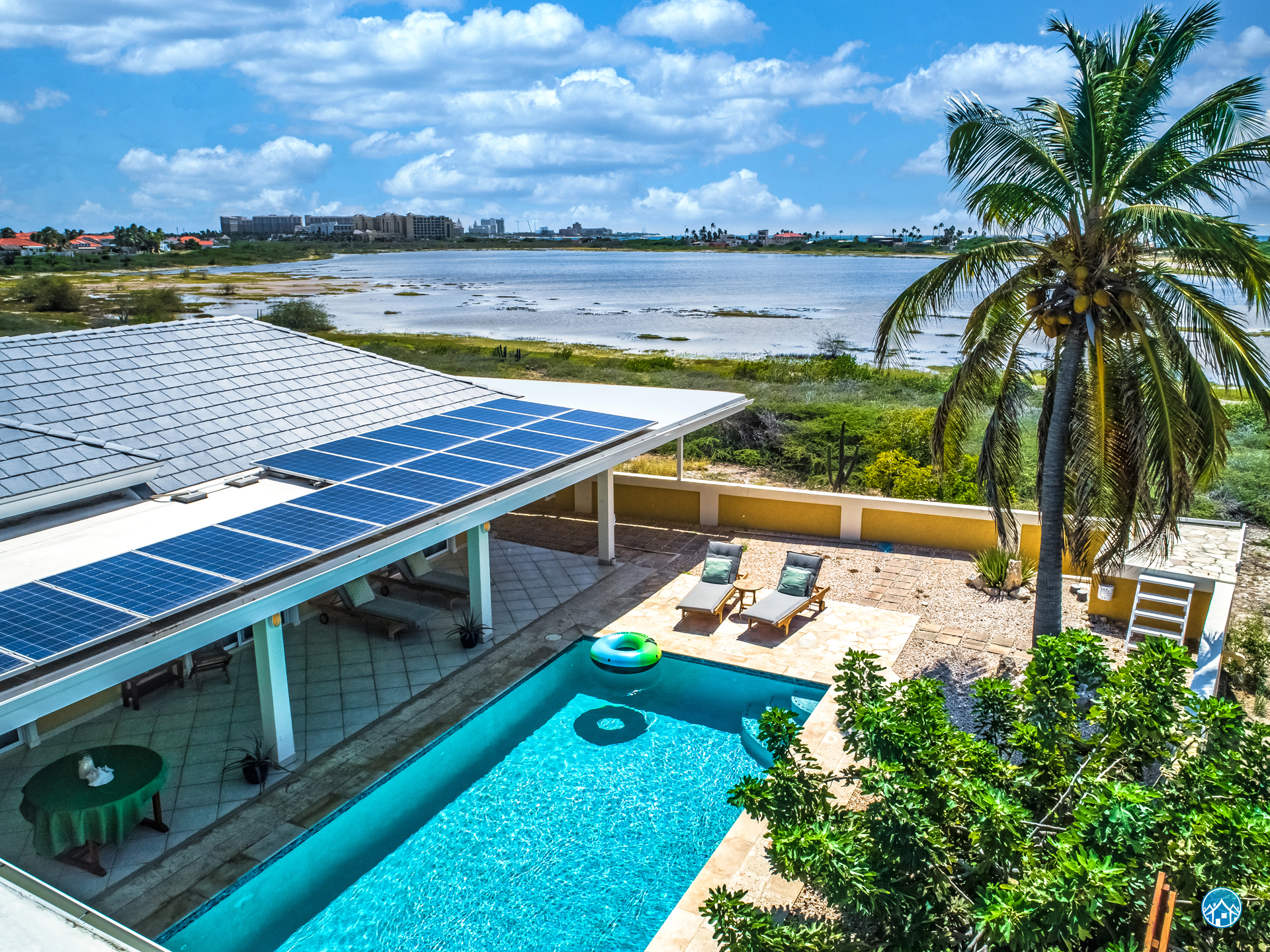 SUNSET VILLA- Dream Home, 5 min from Palm Beach