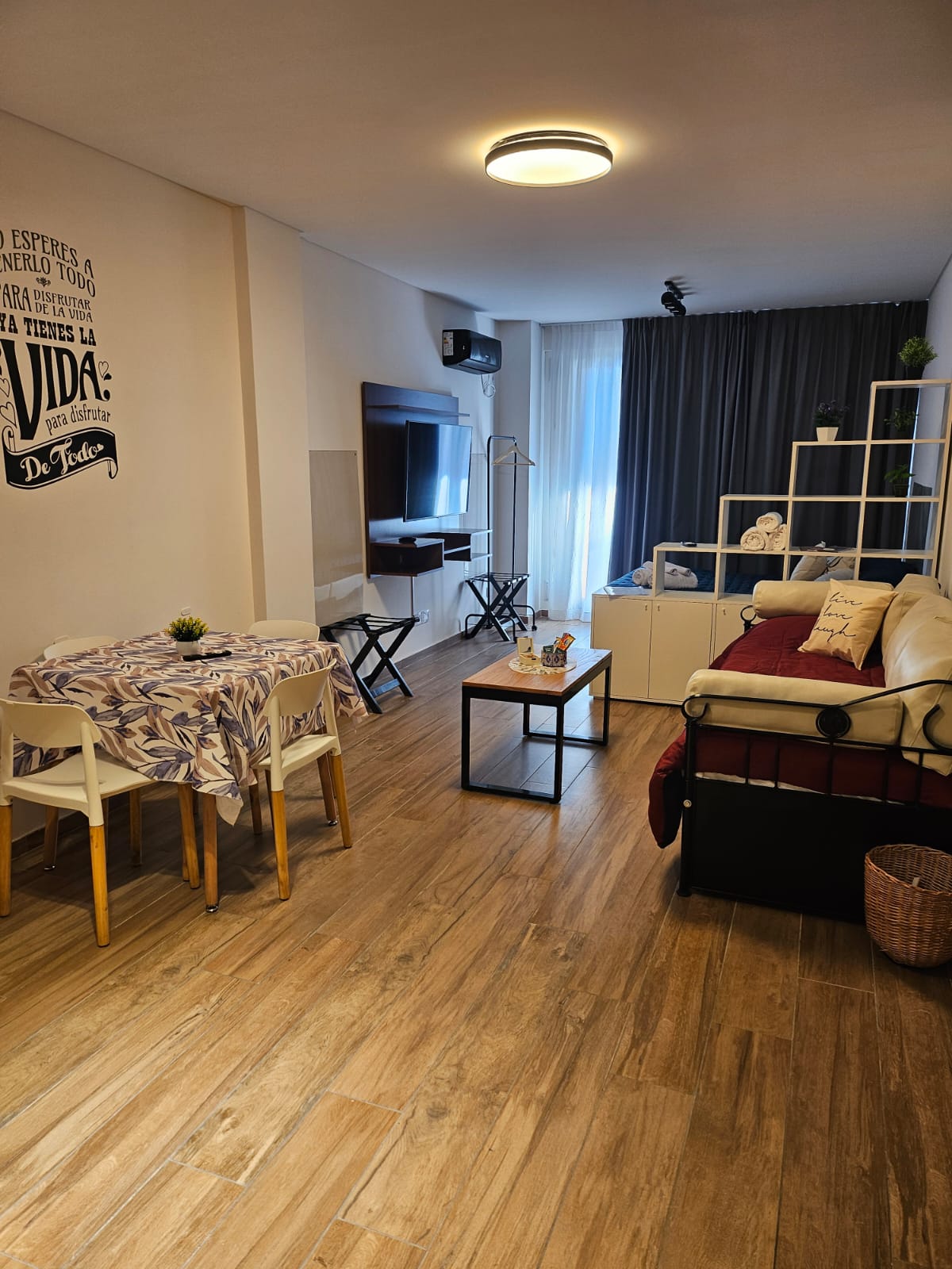Cómodo y moderno departamento en Buenos Aires in Flores, Buenos Aires
