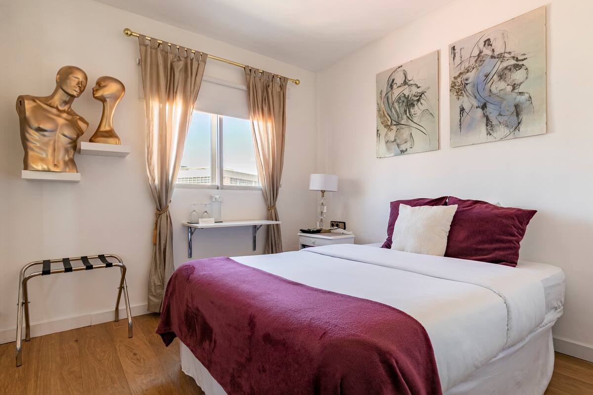 Romance Room - 13 min city centre