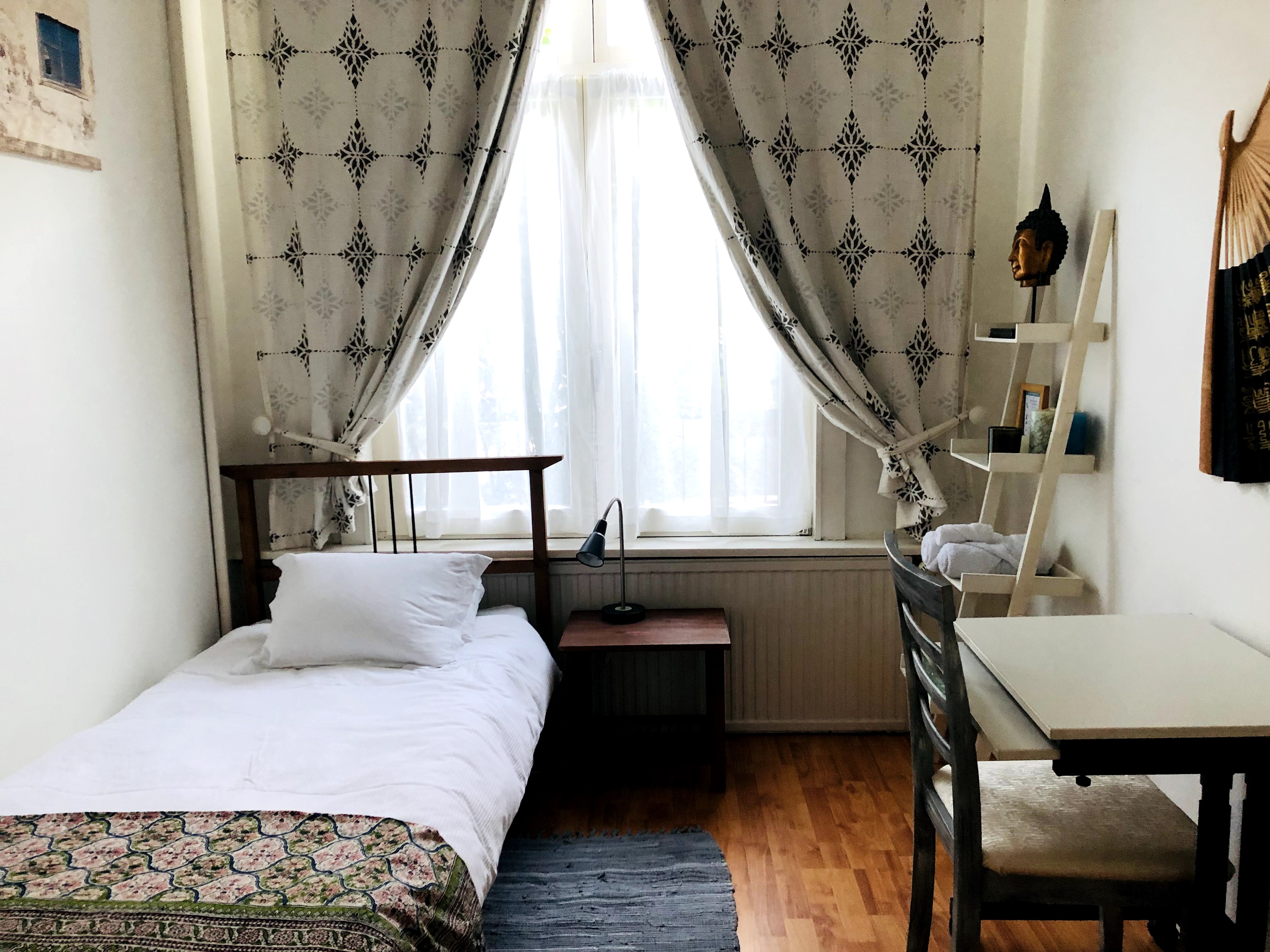 Single room in a quiet, friendly neighbourhood — The Hague stay