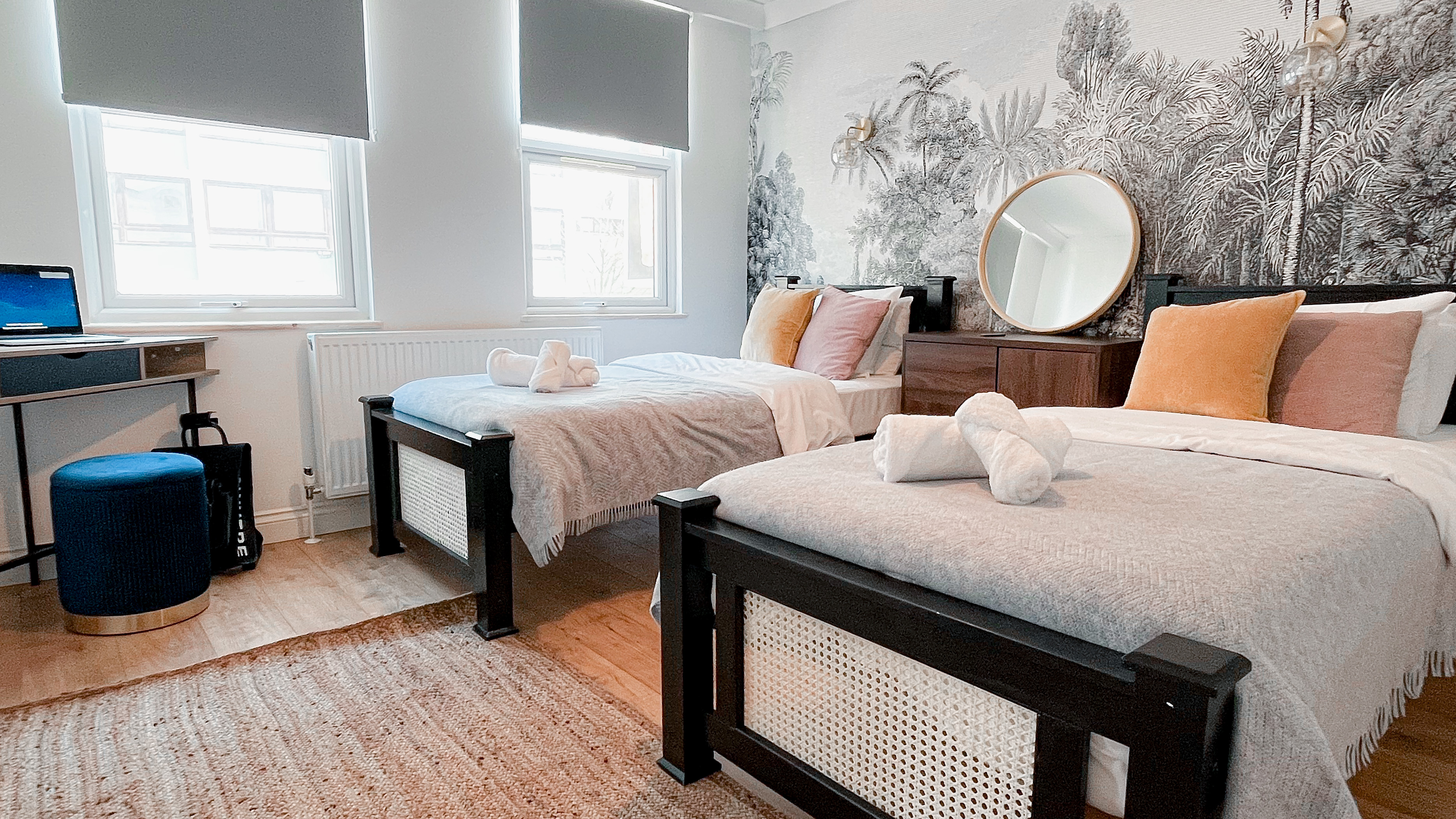 Chic private twin room/East Ldn/Bethnal green