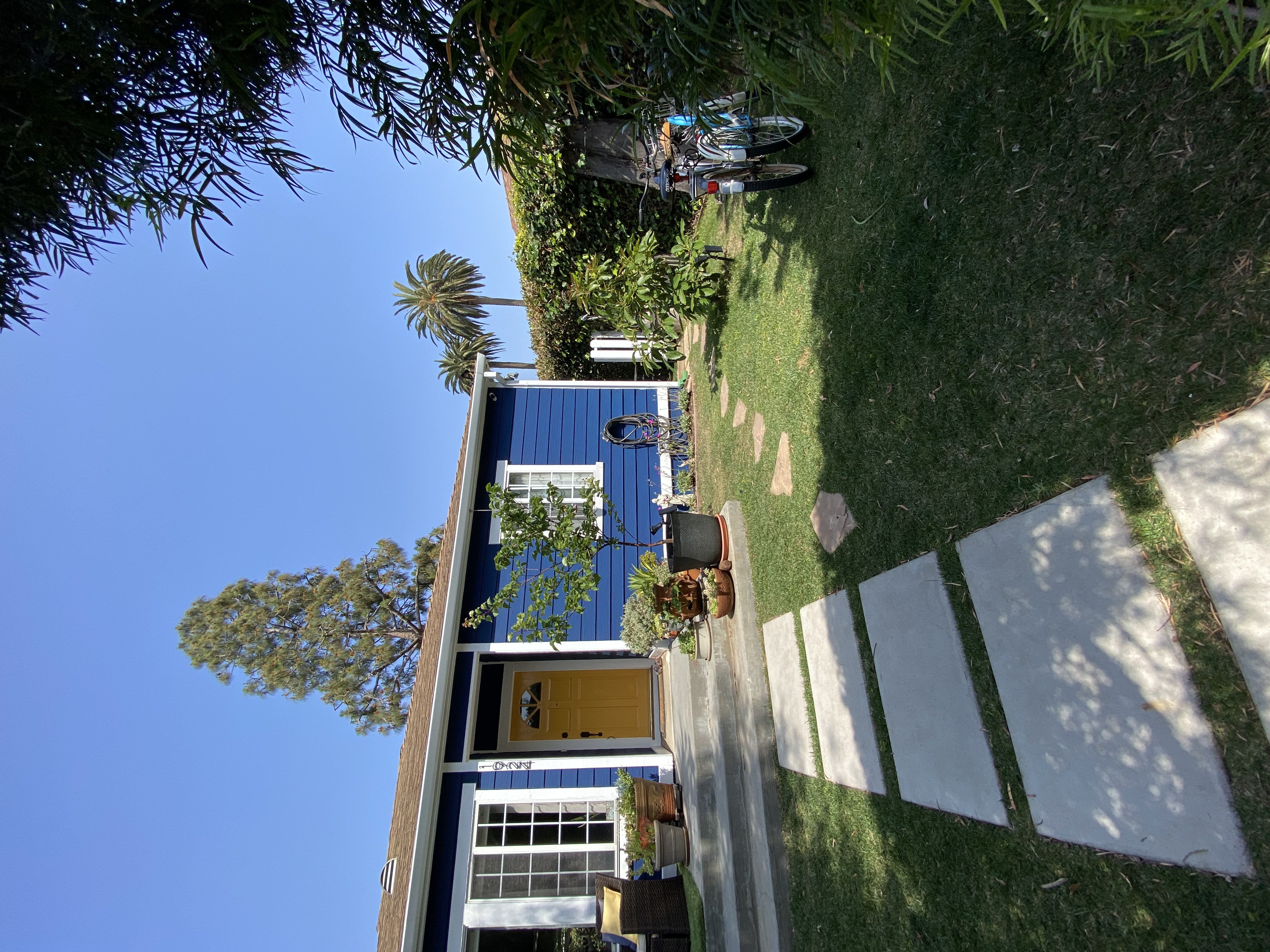 Private Entrance, Free Parking *The SunnySide*