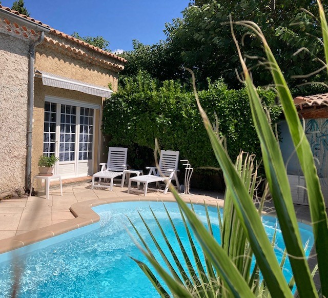 TIAGO, Air-conditioned cottage, Private pool,Mazan Provence