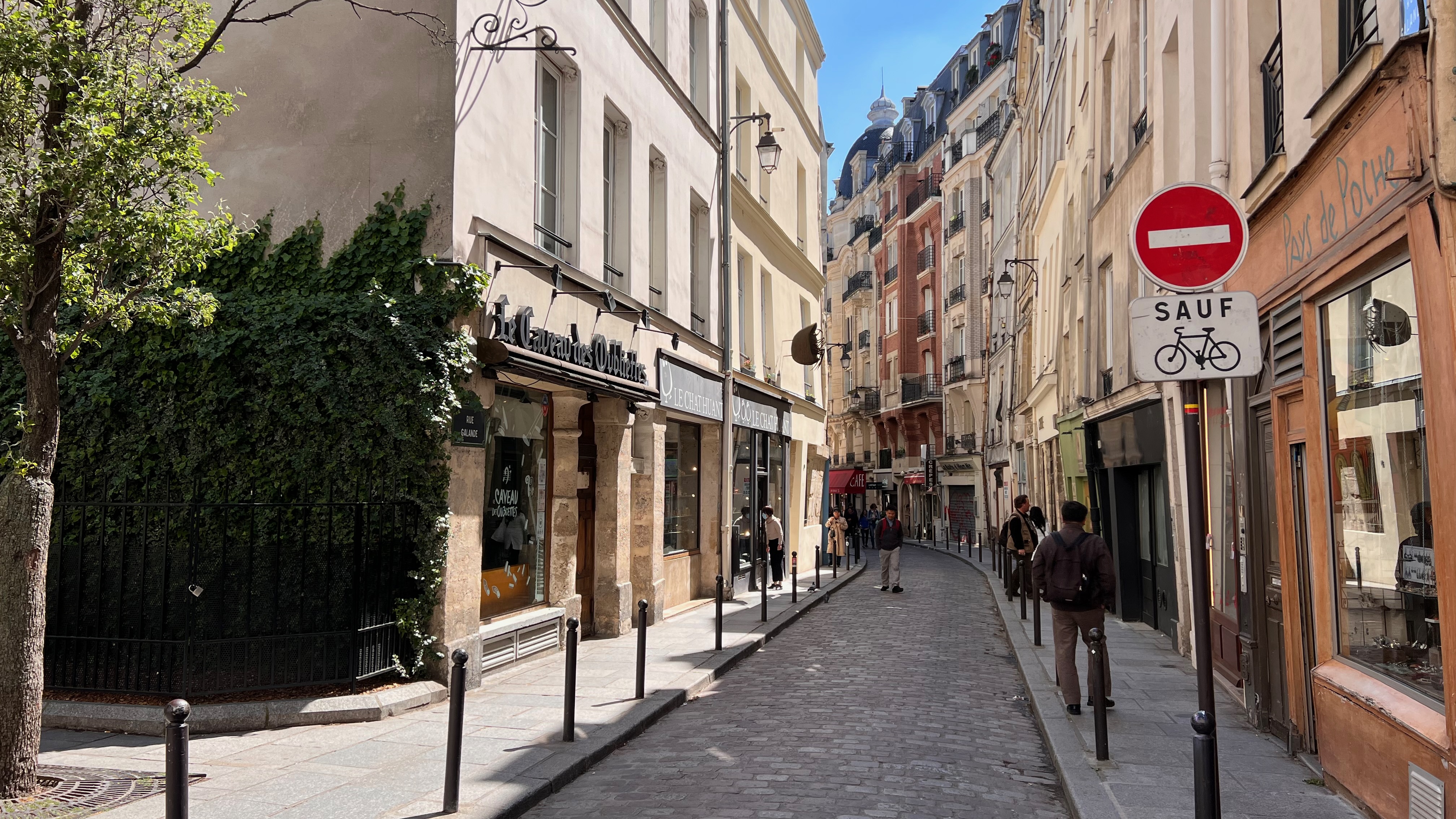 A Duplex On Notre Dame Severine Lofts For Rent In Paris Ile De France France Airbnb