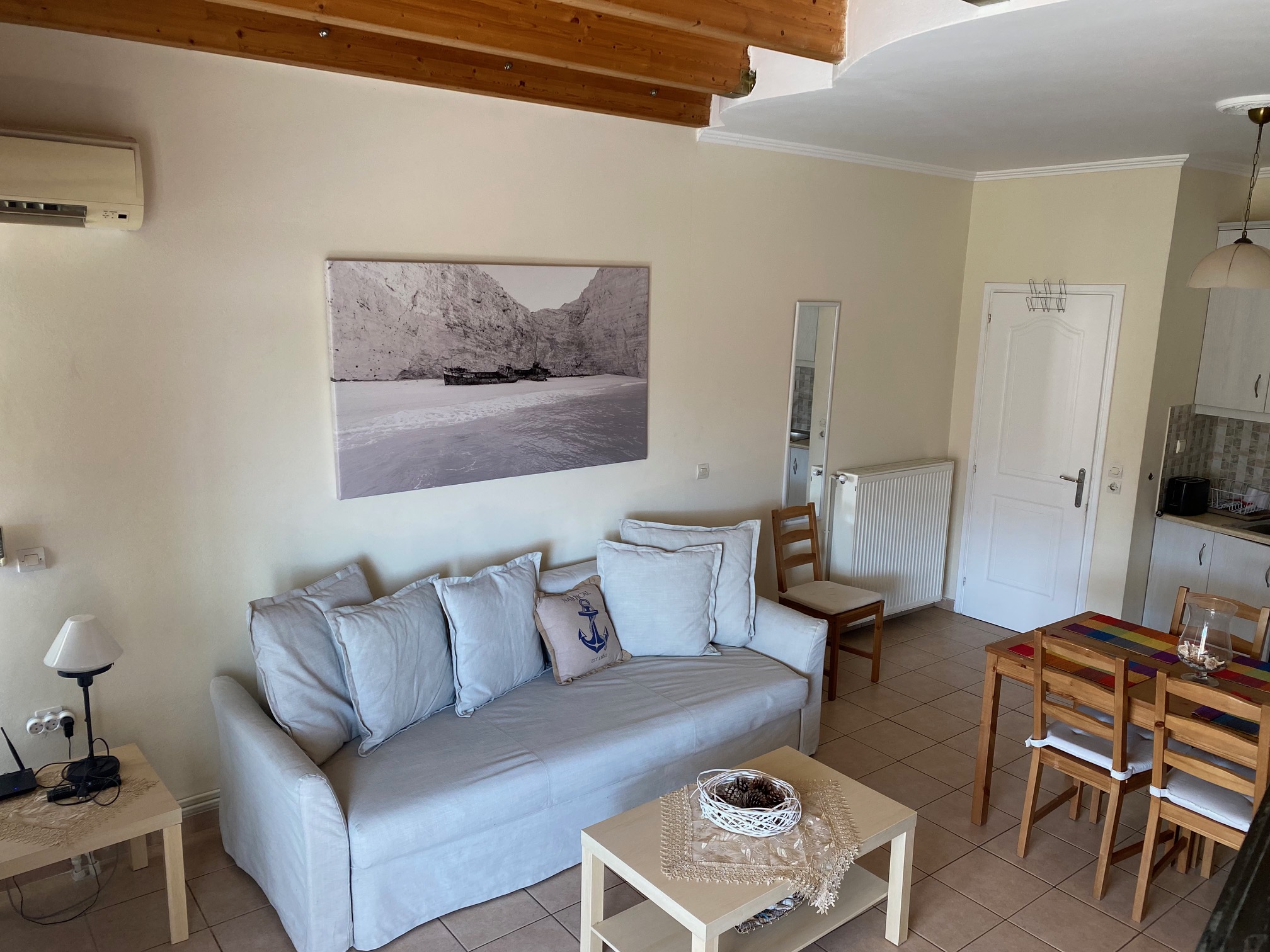 2 floor apartment - 2 bathrooms - (4 to 6 guests)