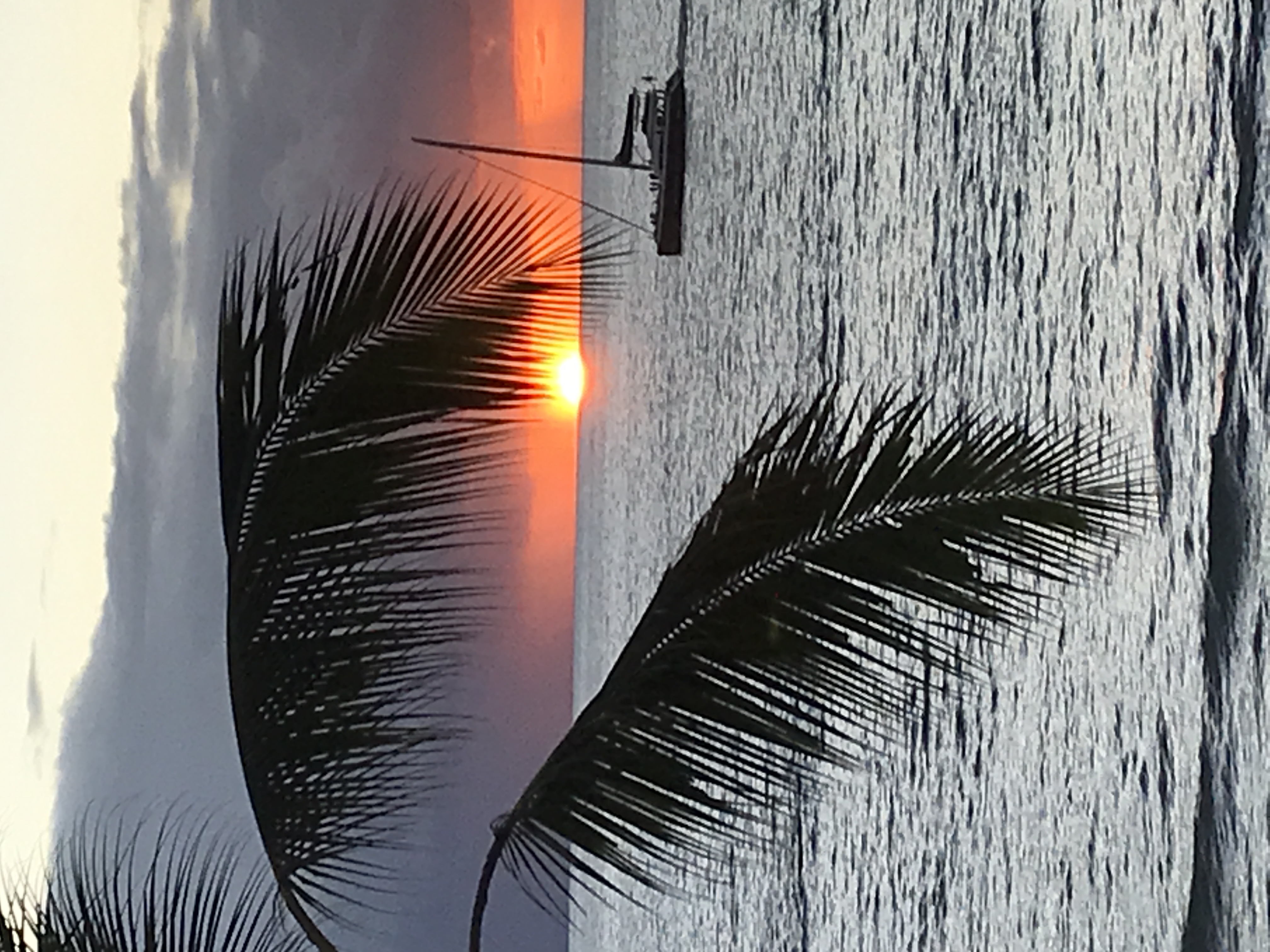 Budget Ocean Front Condo in Lahaina, Hawaii
