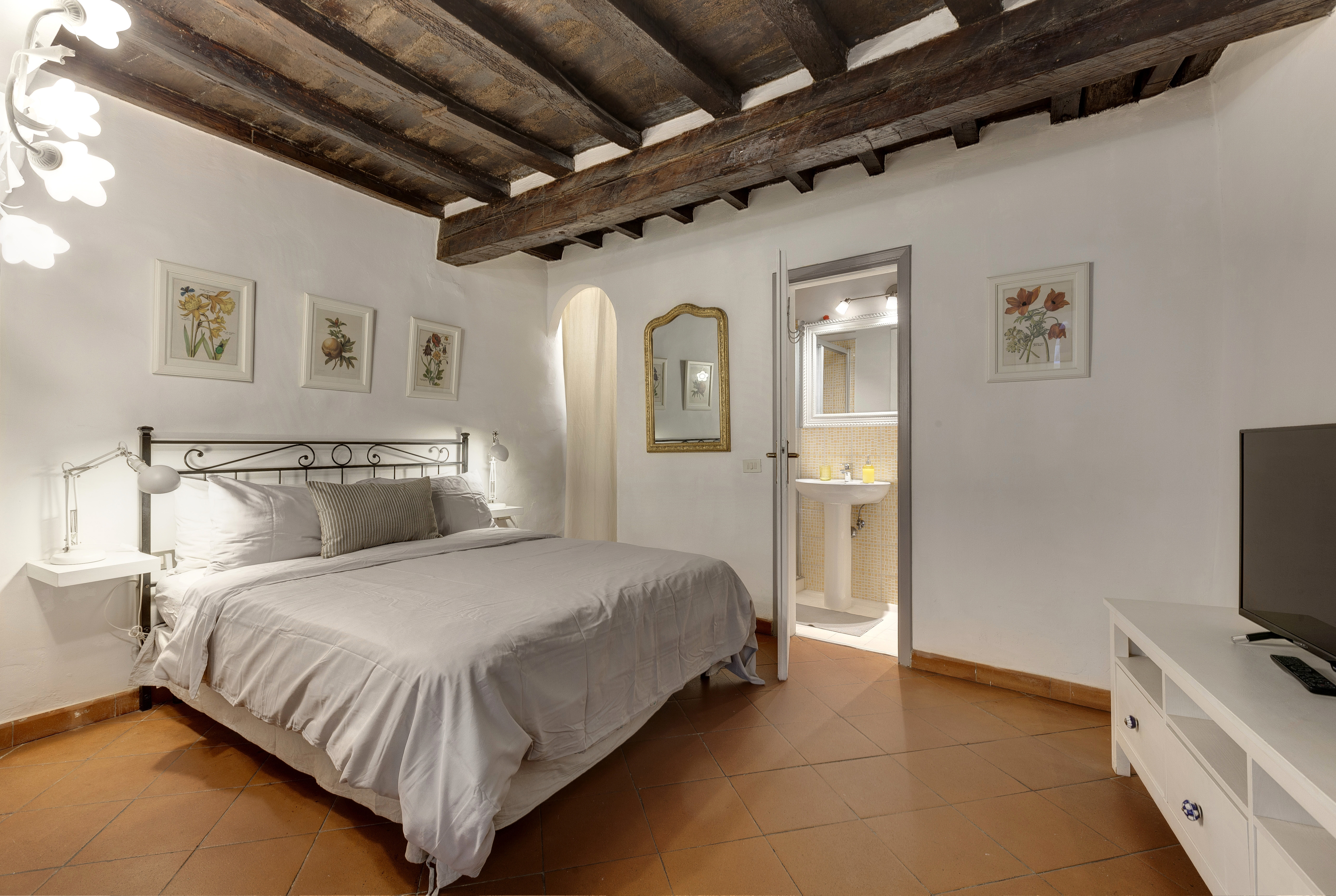 Florence Holiday Homes - Santa Maria Novella in Centro Storico, Florence