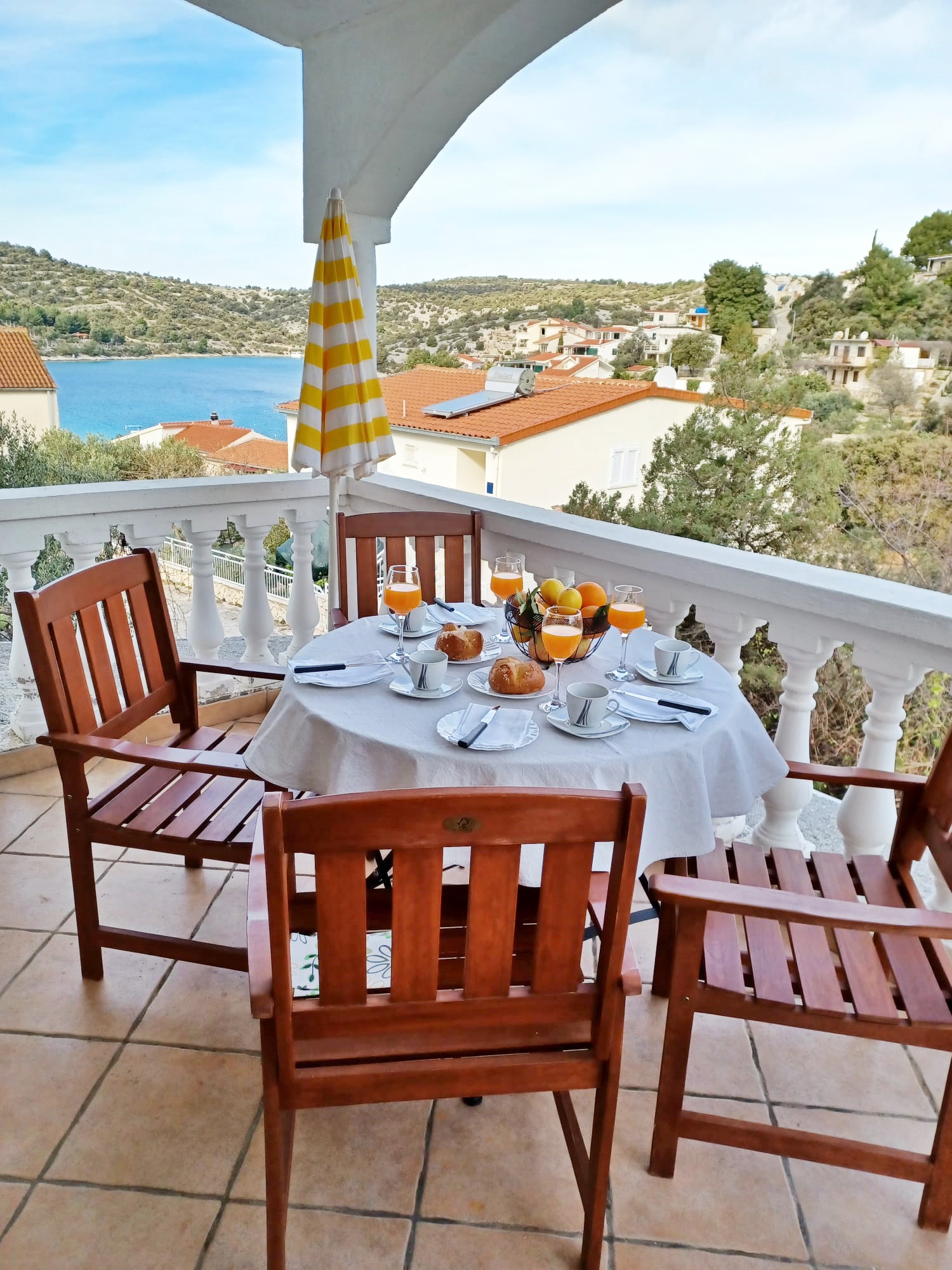 SEVID Apartment with sea view no.2