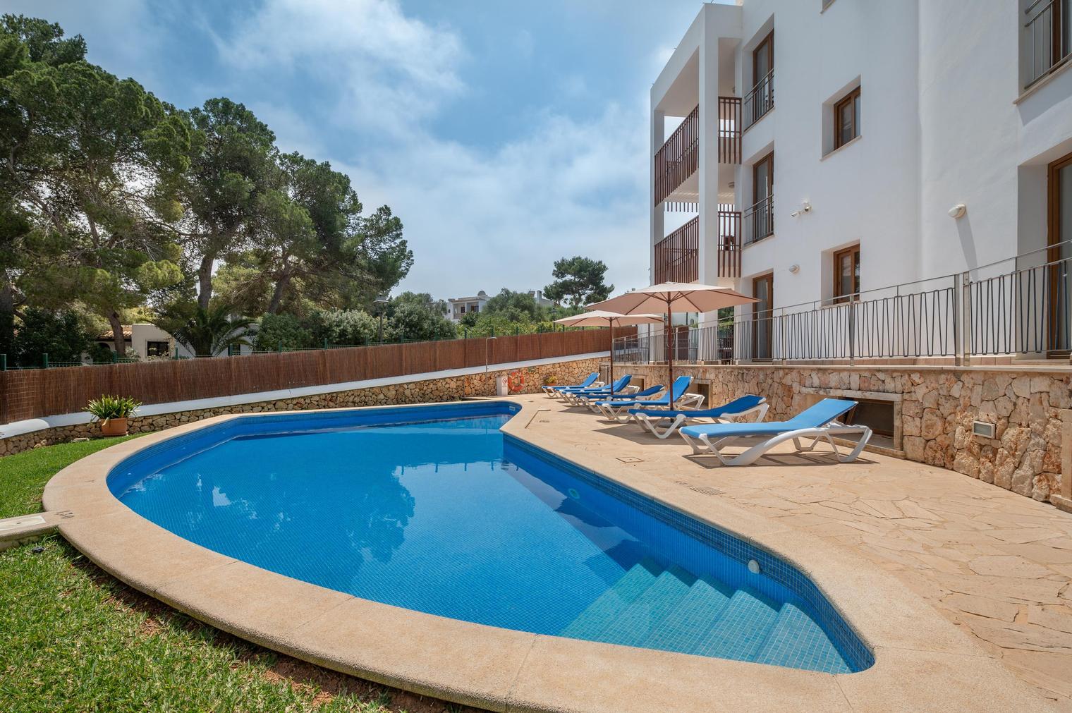 Bajos en Apartaments Vaixell (Cala d'Or) in Santanyí, Mallorca