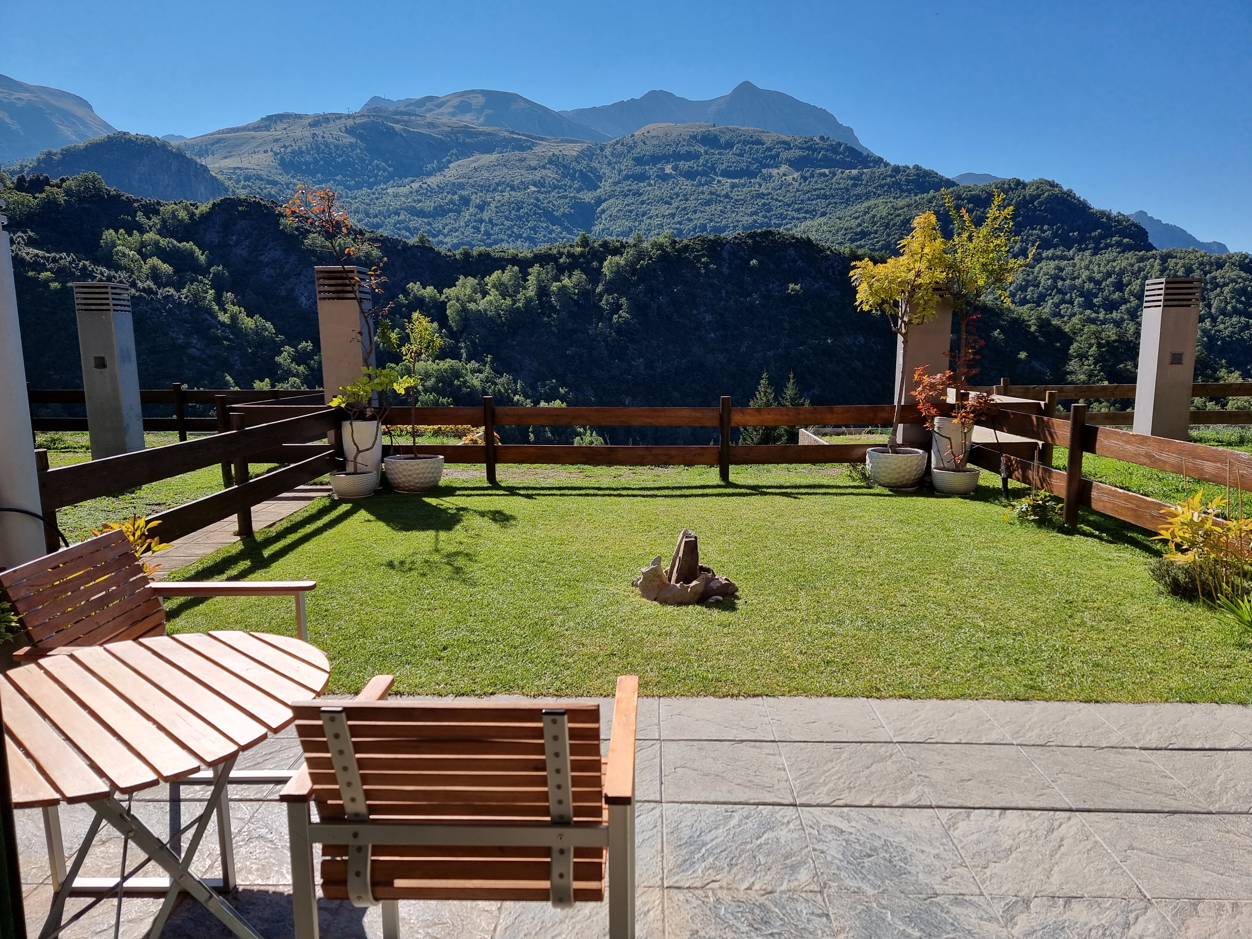 35M2 STUDIO WITH GARDEN AND GARAGE