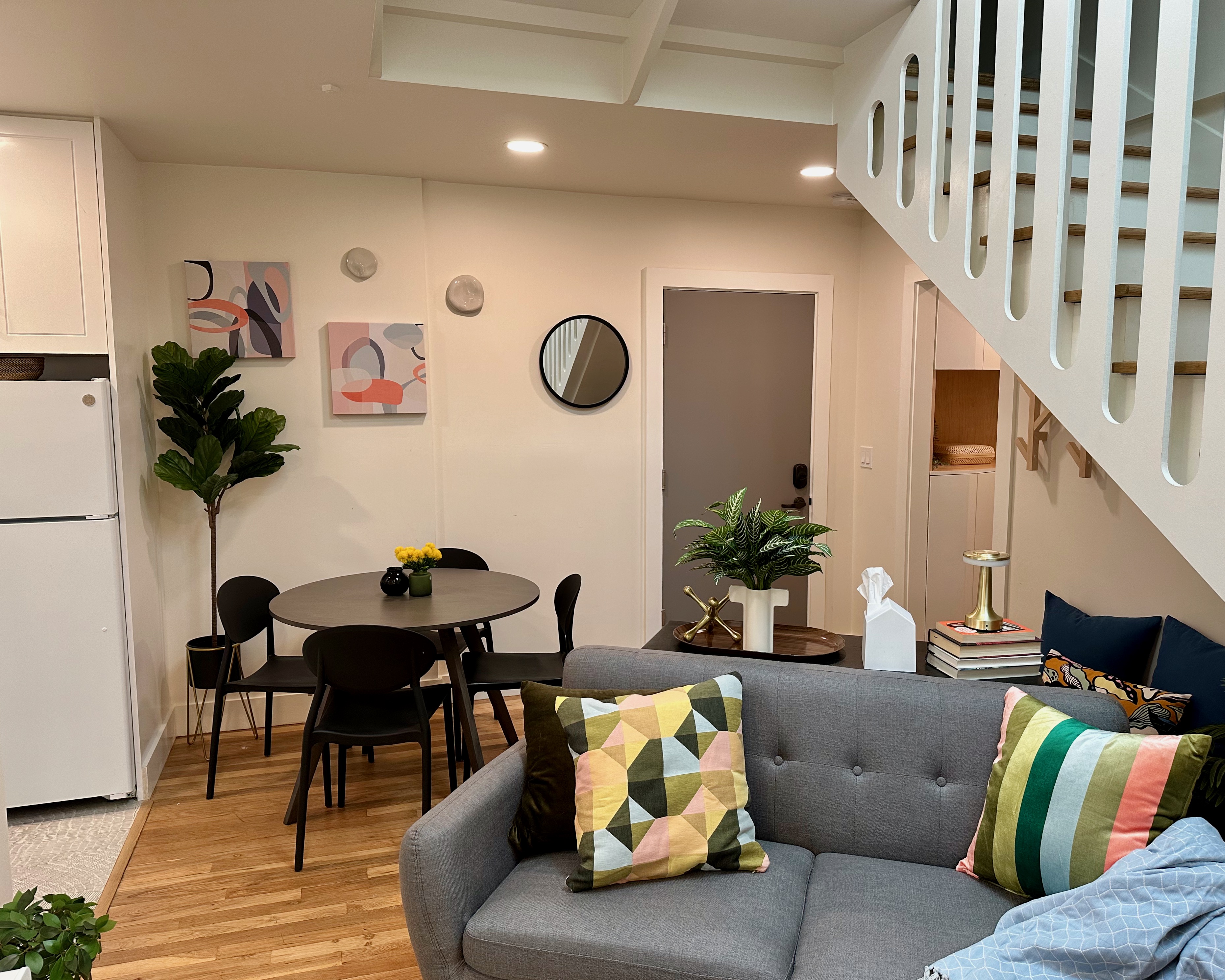 All New Apartment, Retro Building, Money Location in Shafter, Oakland