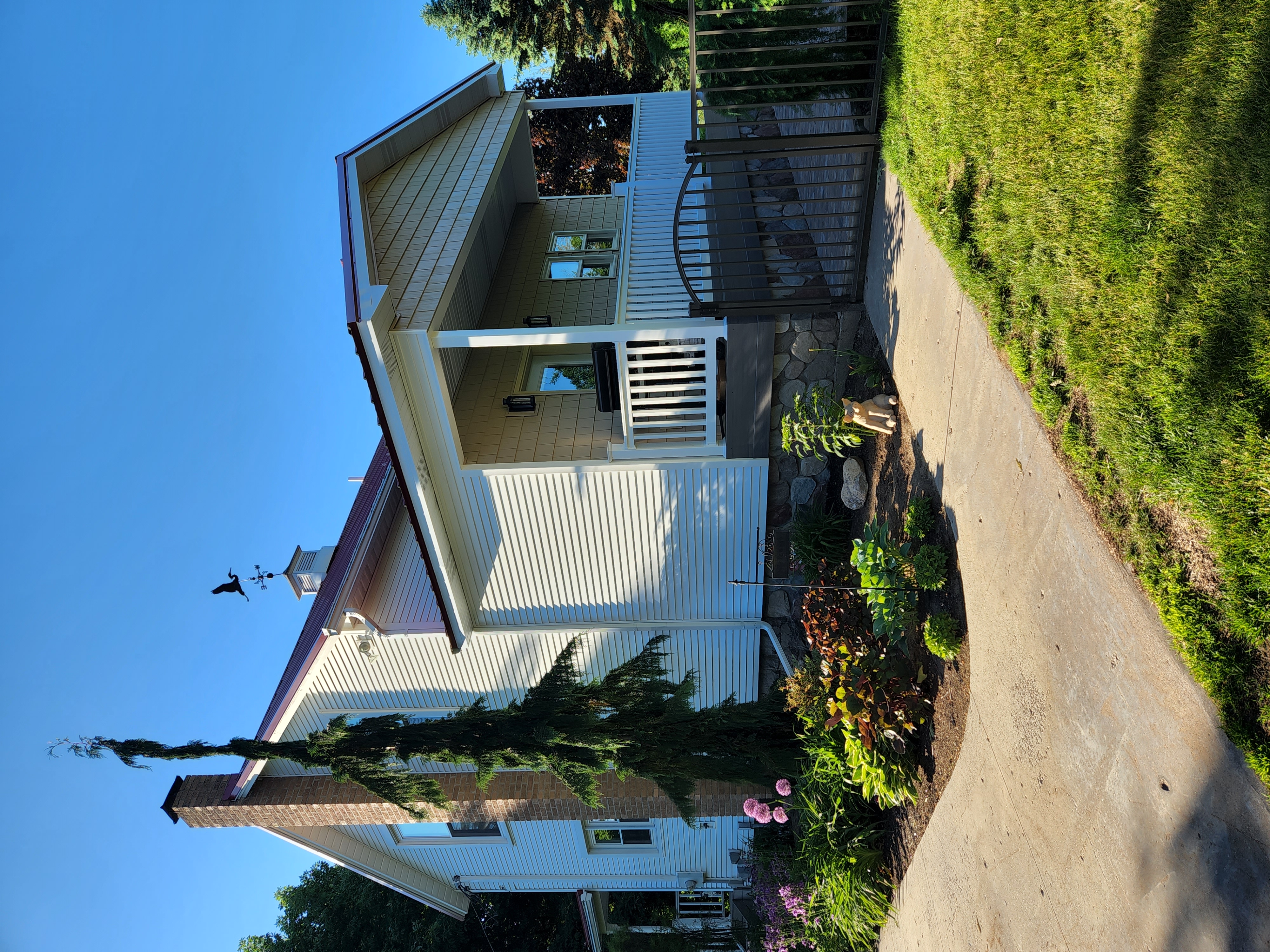 The Country House