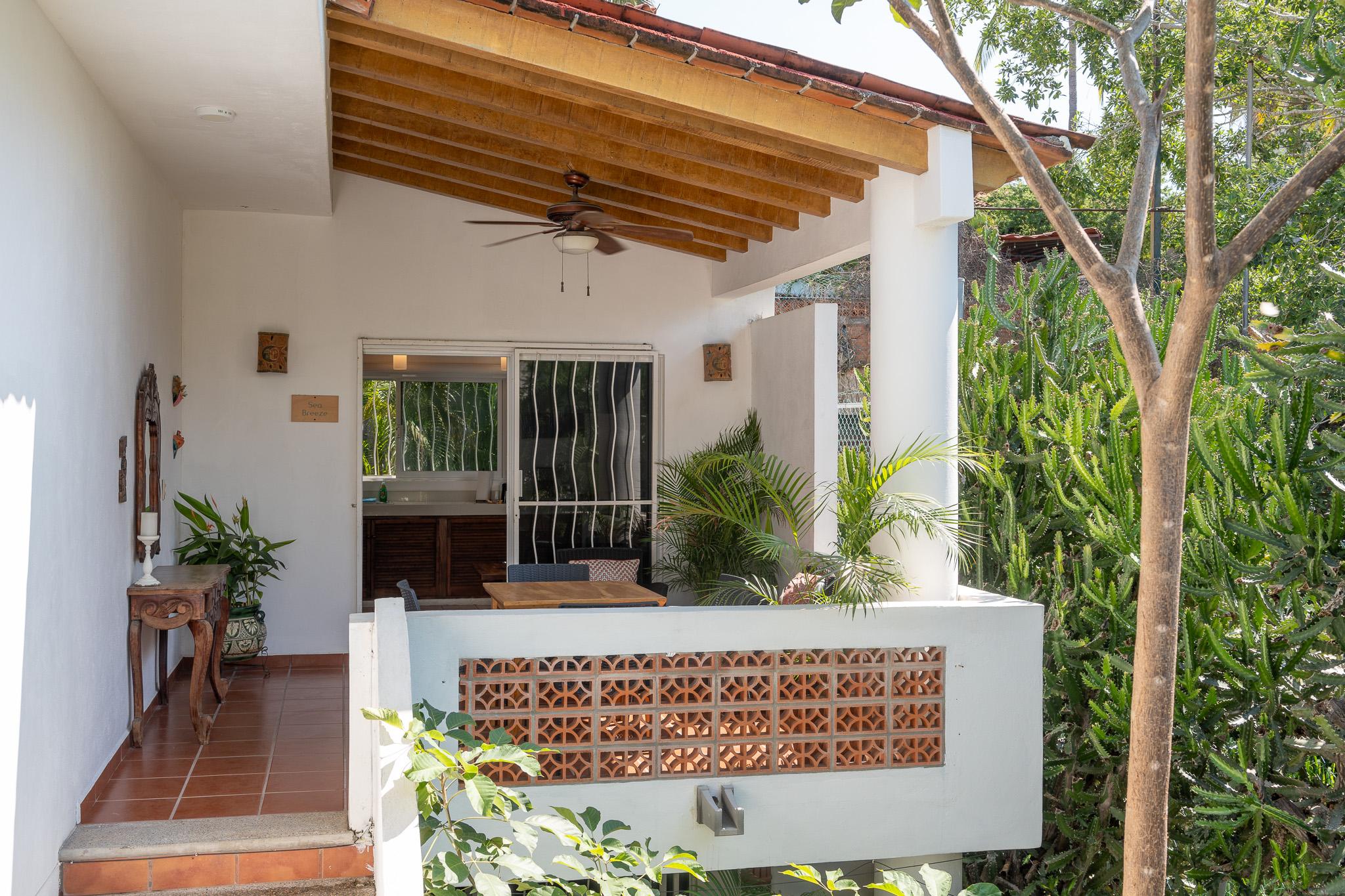 Casa Victoria - Upper Patio