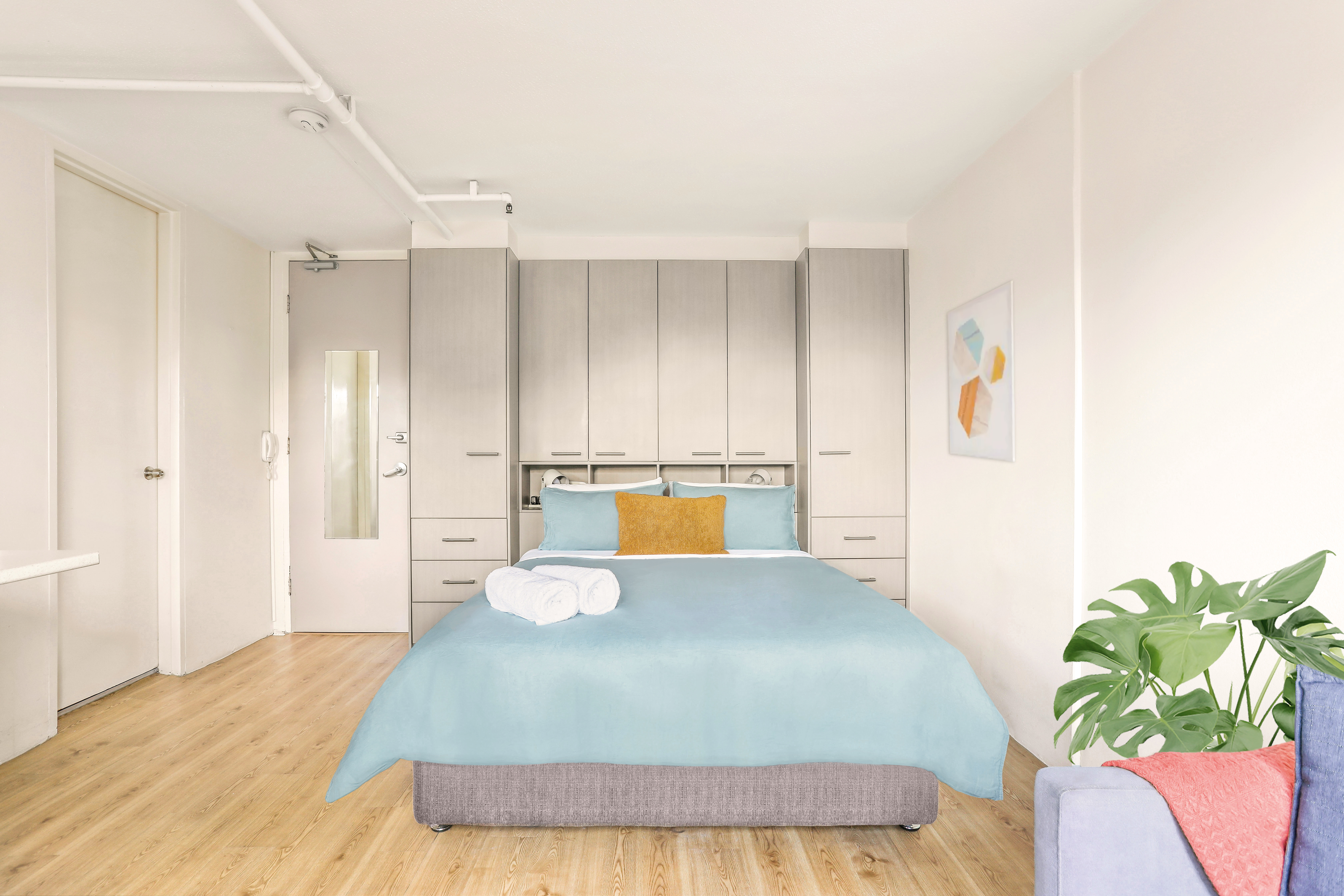 Bright Bondi Studio with Rooftop Pool