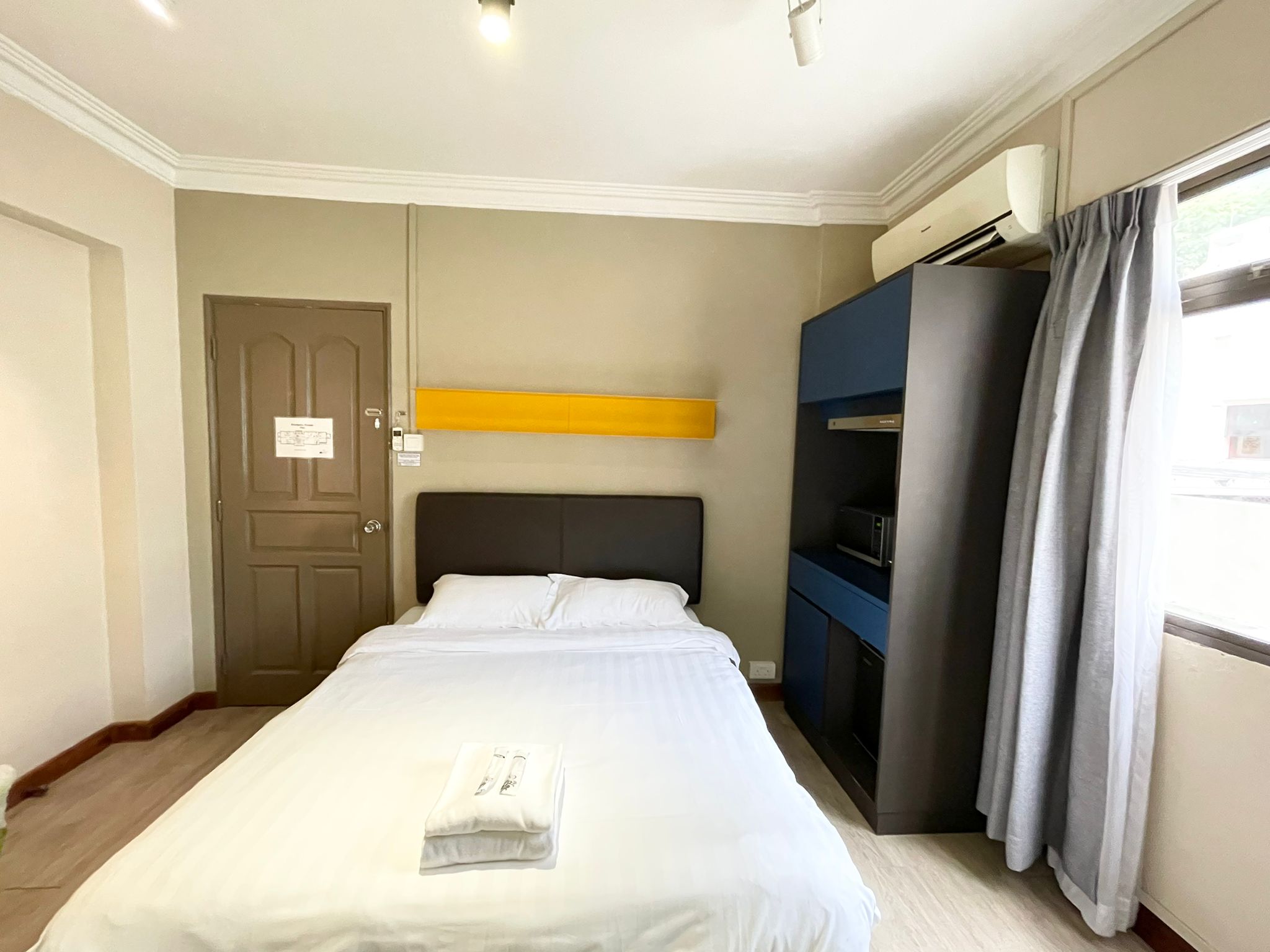 Cozy Small Studio Apartment Off Orchard (200 sqft)