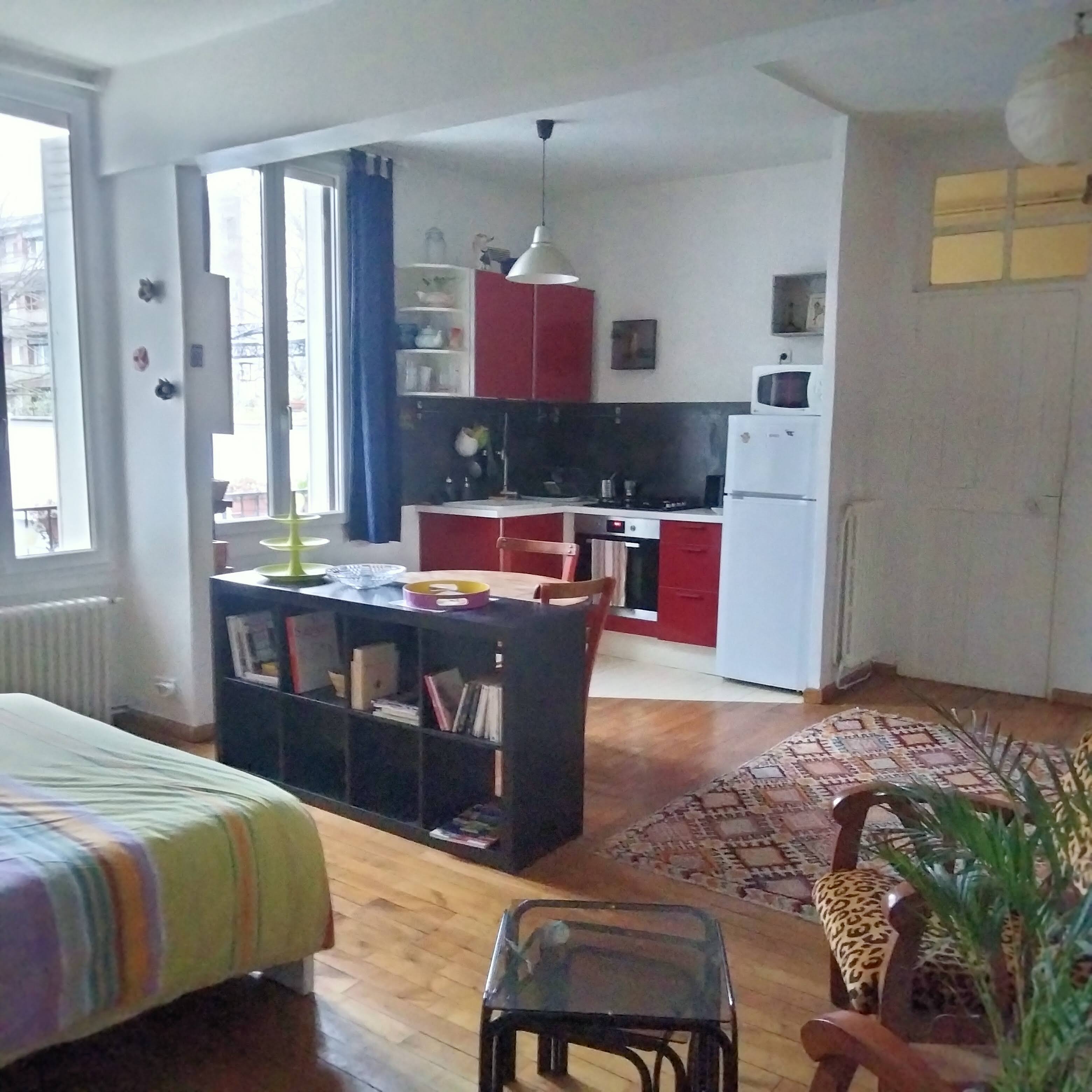 Large, quiet and bright studio