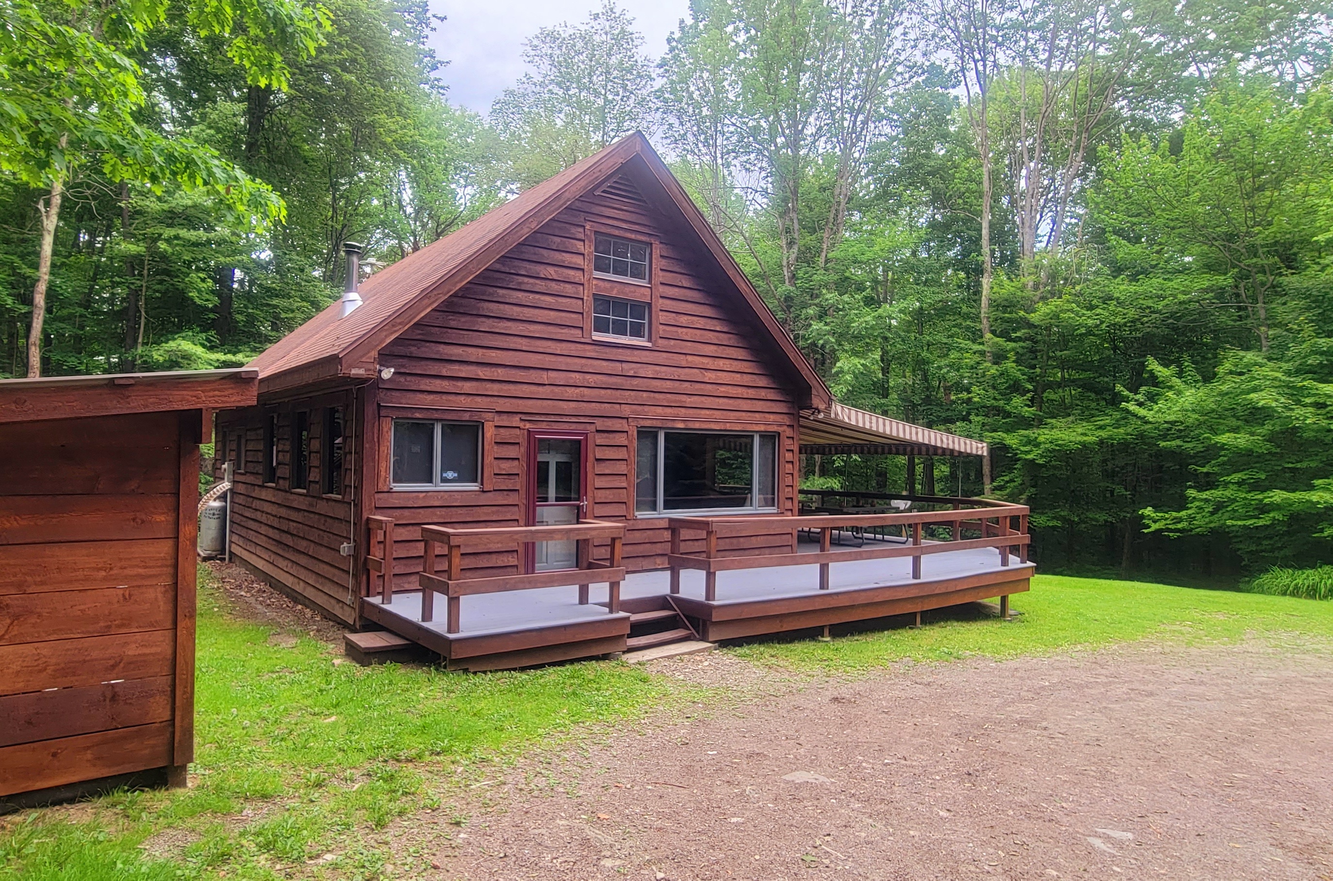 Sleepy Hollow Cabin Cabins for Rent in Bemus Point, New York, United