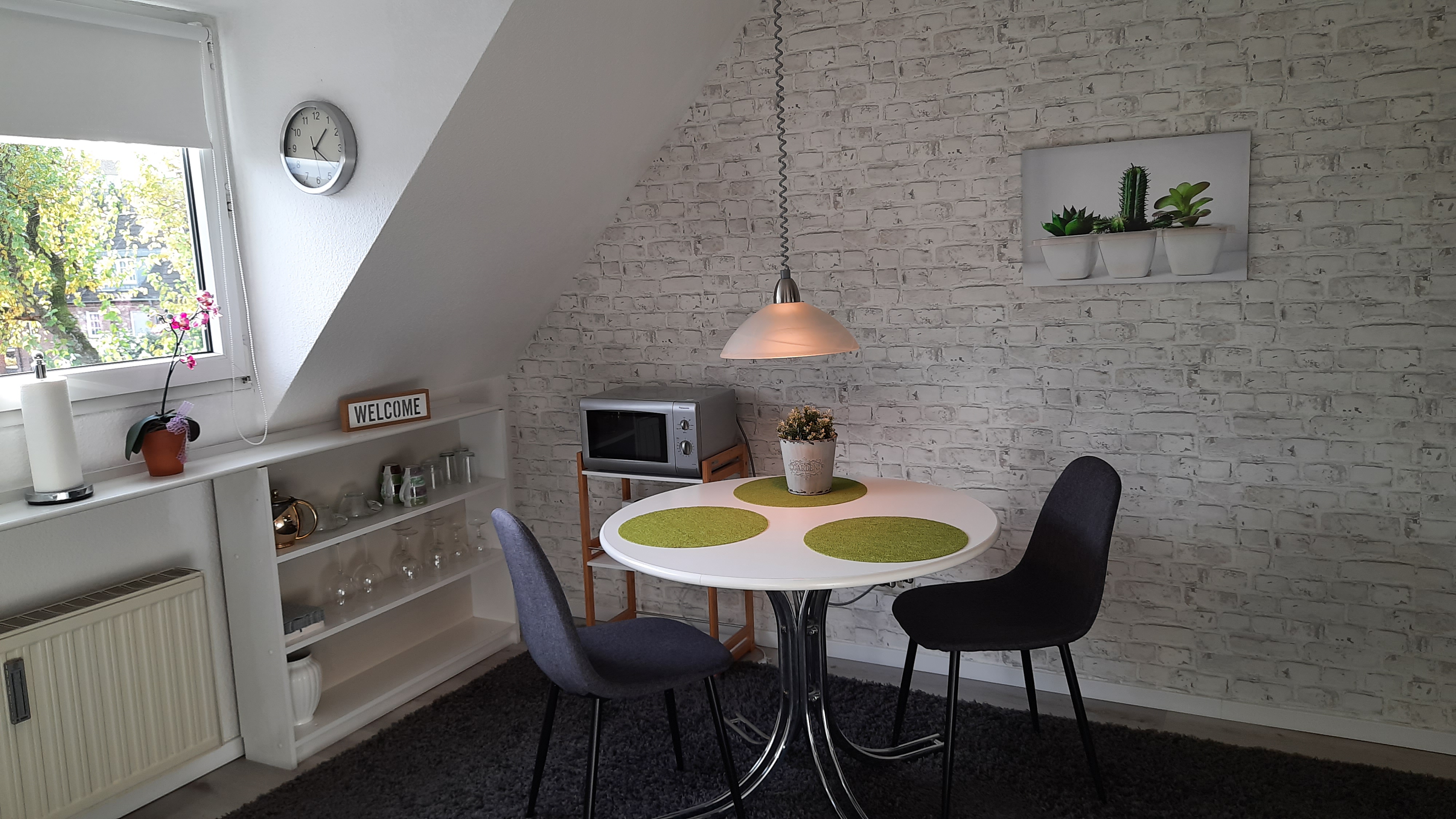 quiet 2-room apartment