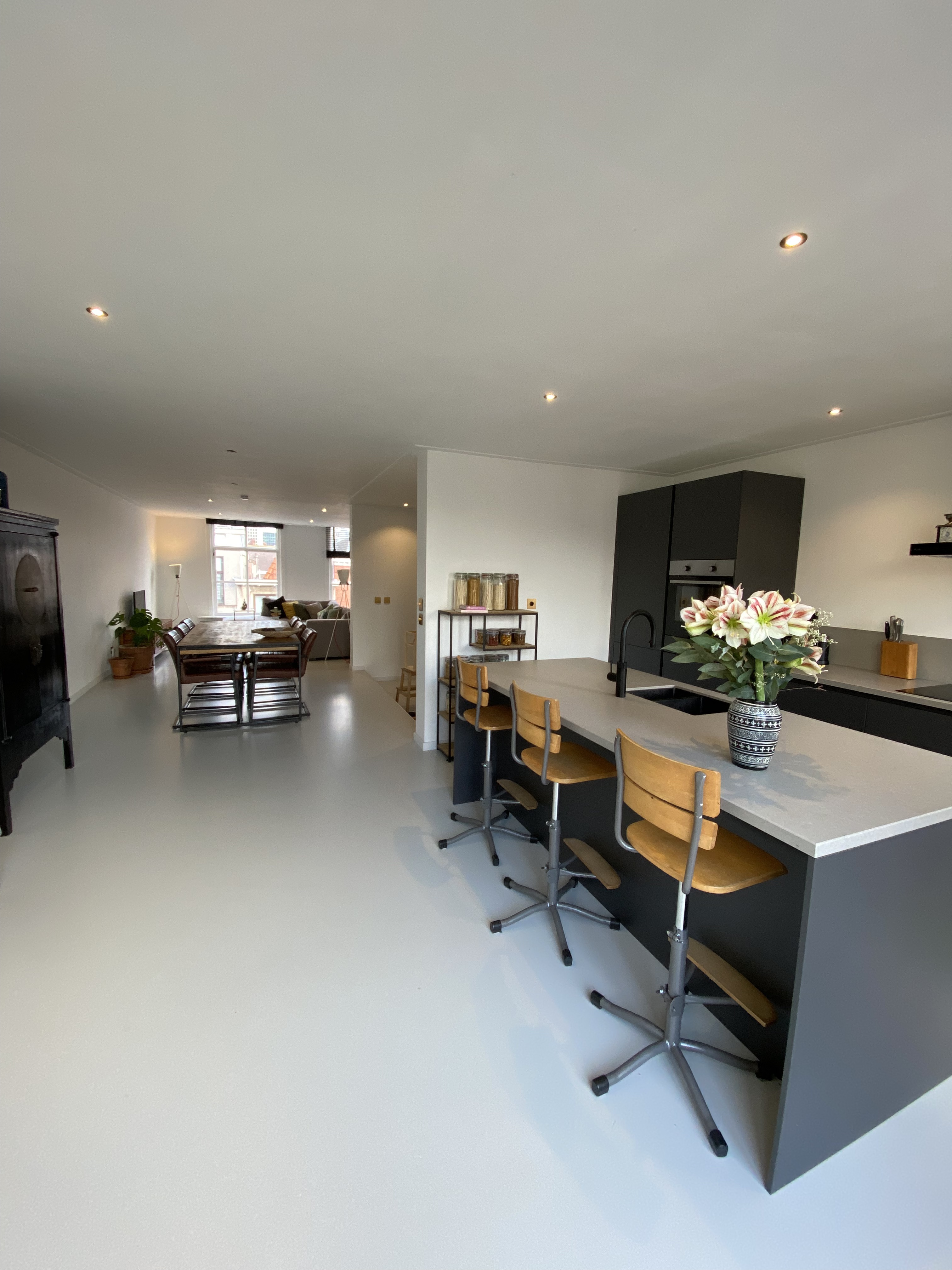 Modern family home in the city center — The Hague stay
