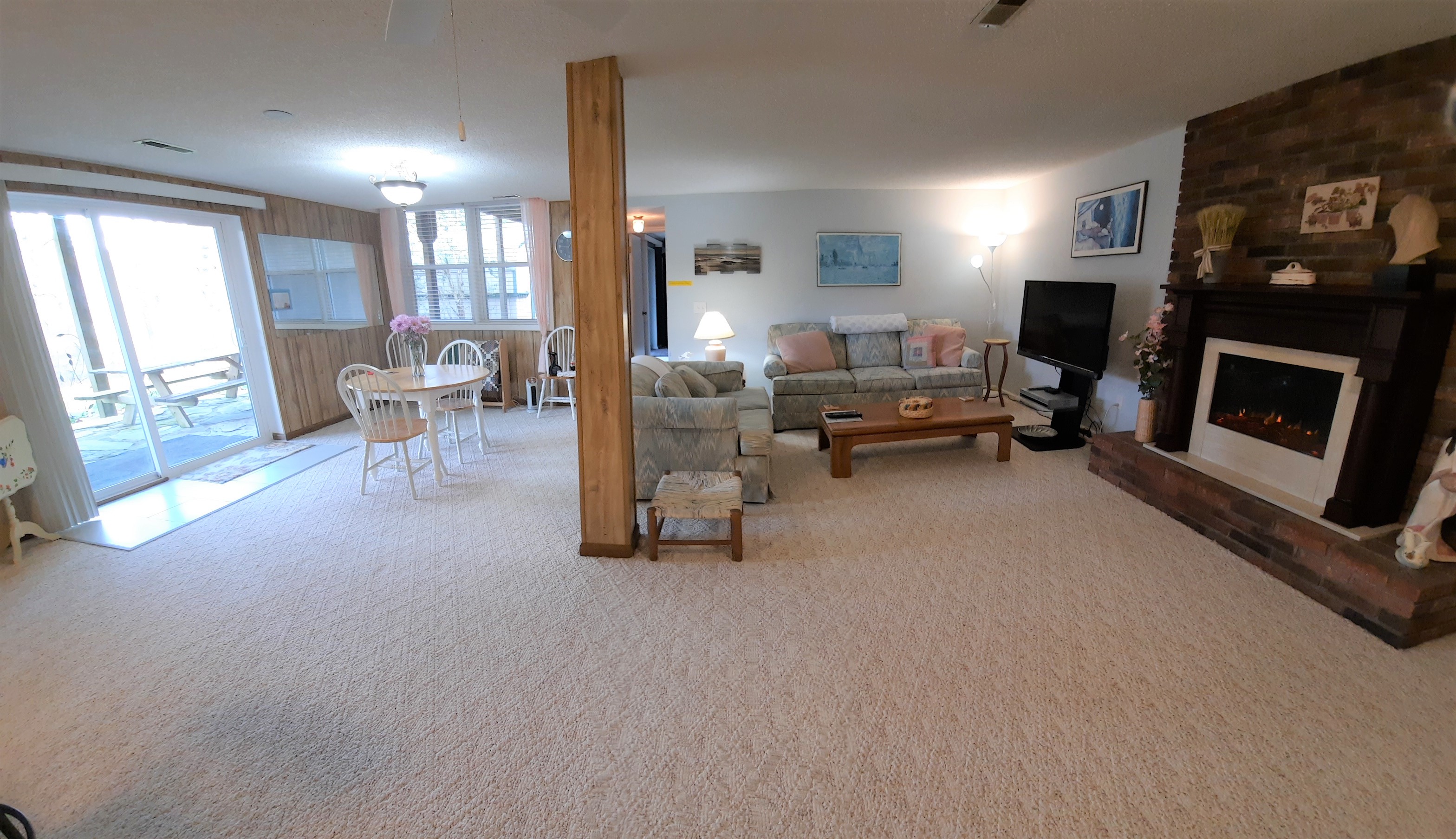 Lake View Apartment in Beautiful Flat Rock Apartments for Rent in