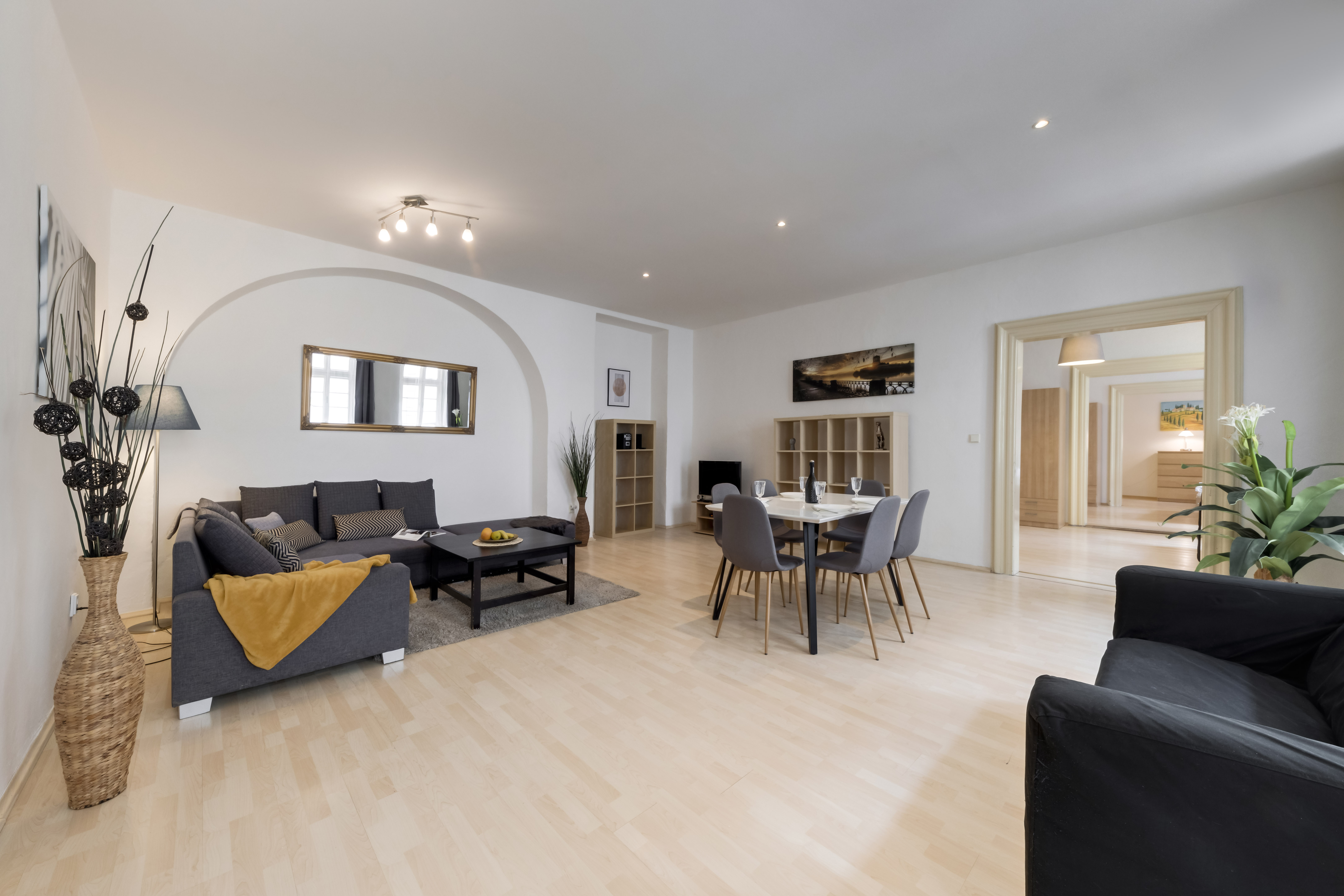 3BR Old Town Square Apartment 130m2