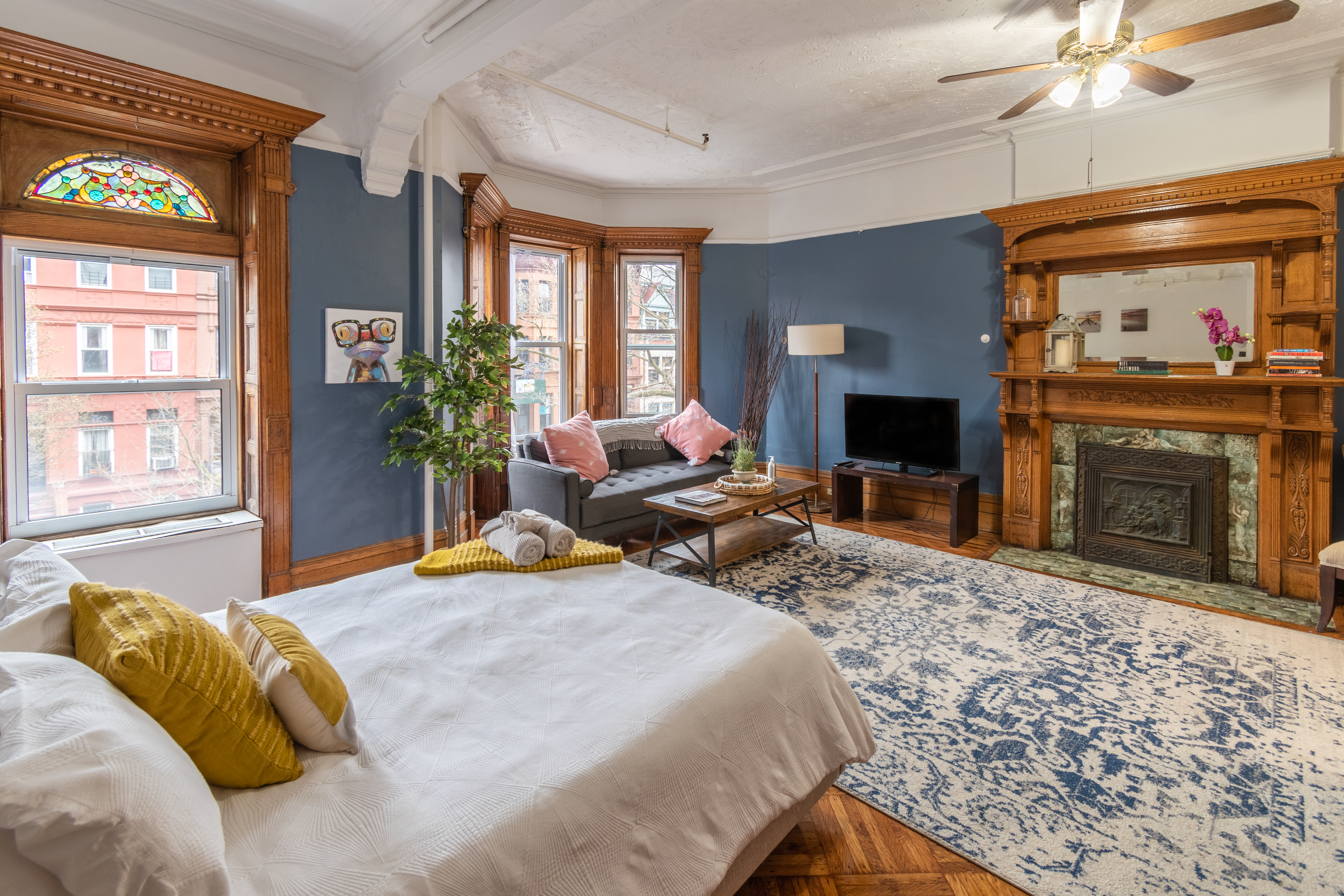 Sunny Brownstone Studio in BedStuy Brooklyn