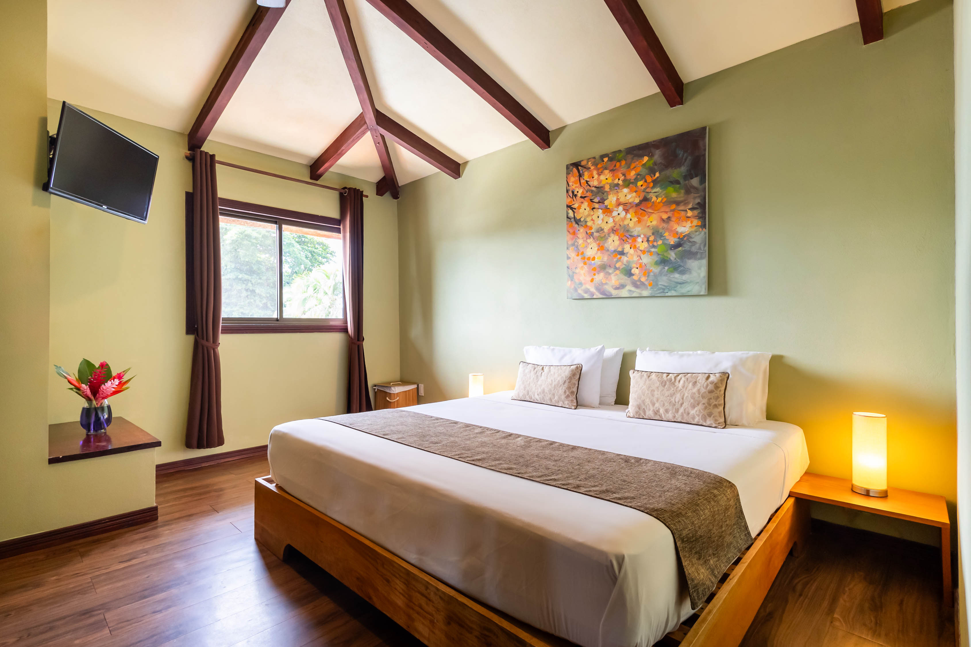 Terraza Cafe Viejo | Centric 2BR w/AC & great wifi