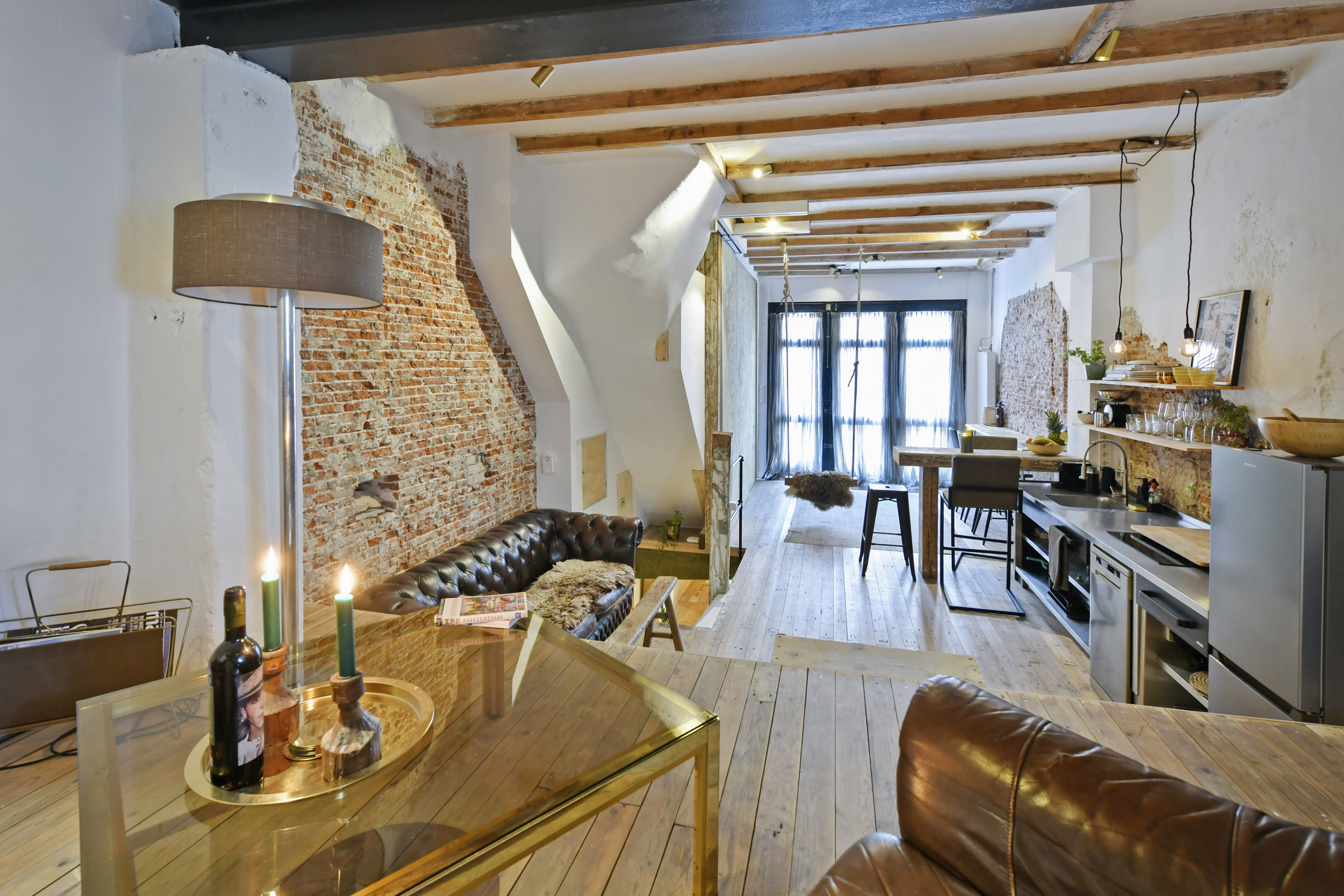 Spacious family loft in quiet street old centre — Amsterdam stay