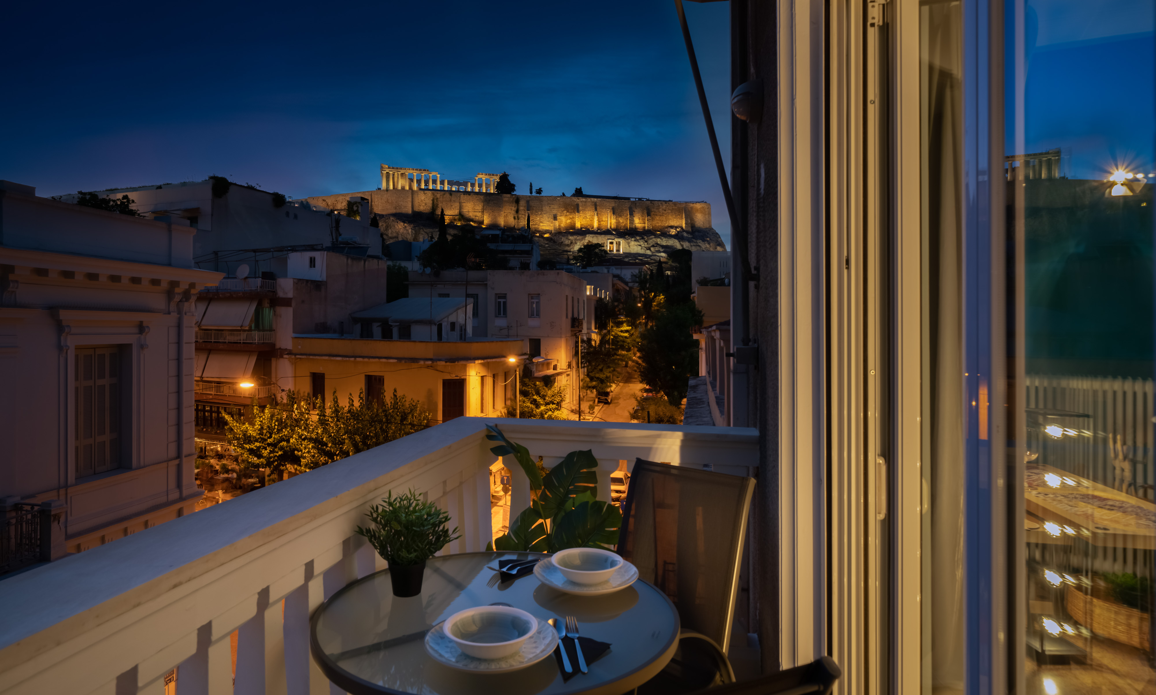 Acropolis unique view - Historical center