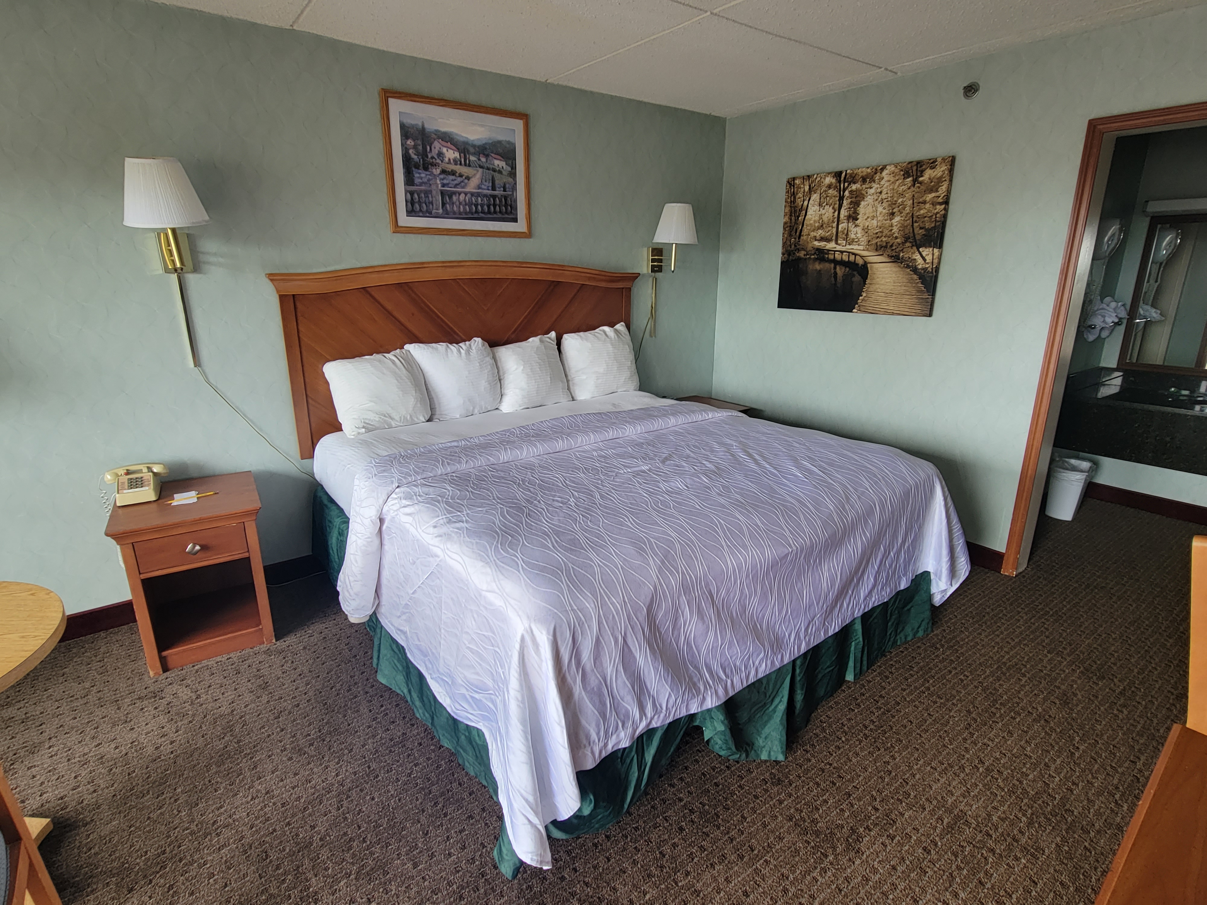 Downtown Inn Asheville, NC #7-King in 28801, Asheville