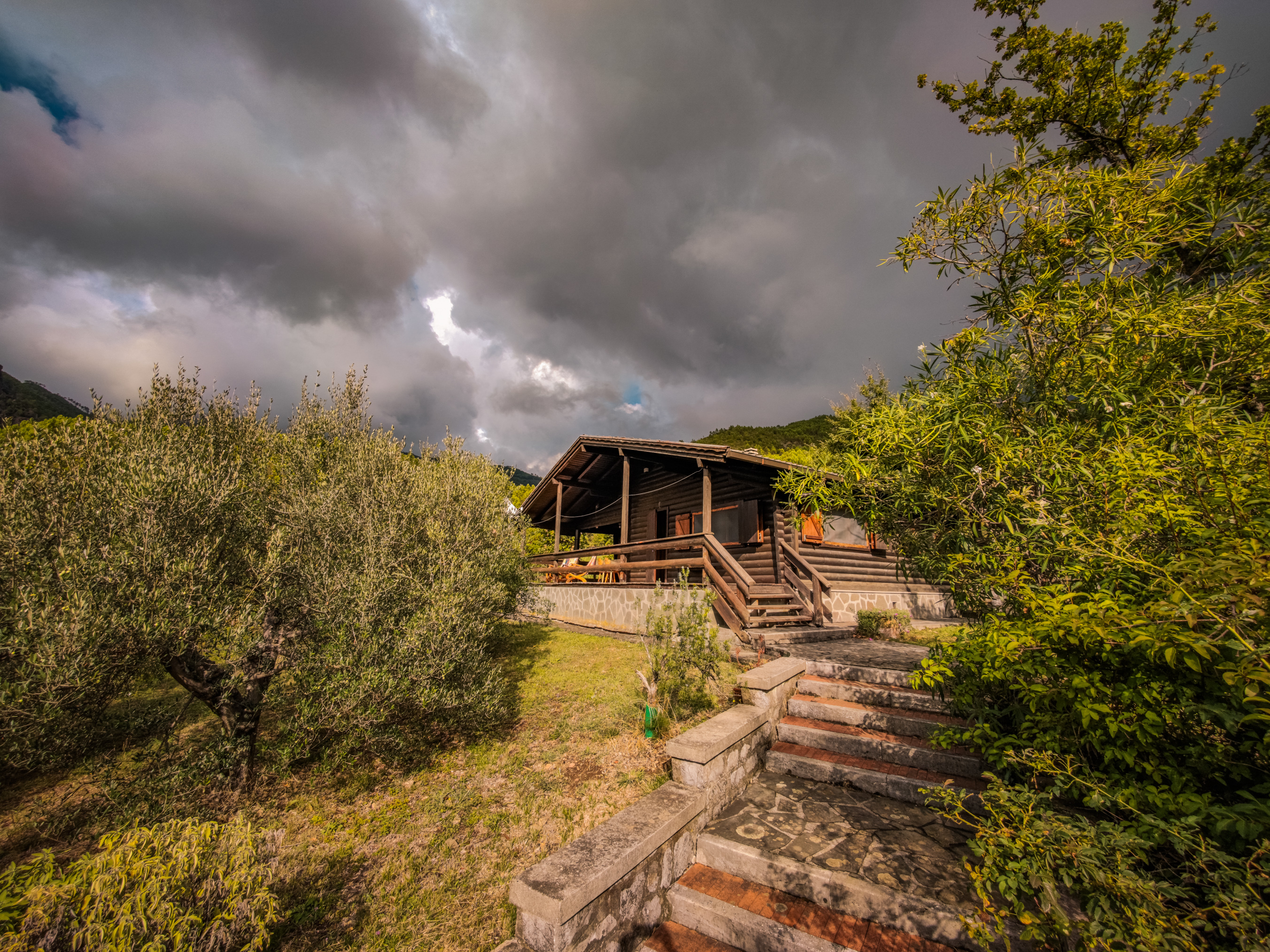 Hut on the hills Deiva-Framura It011012C2BDLOKVR3