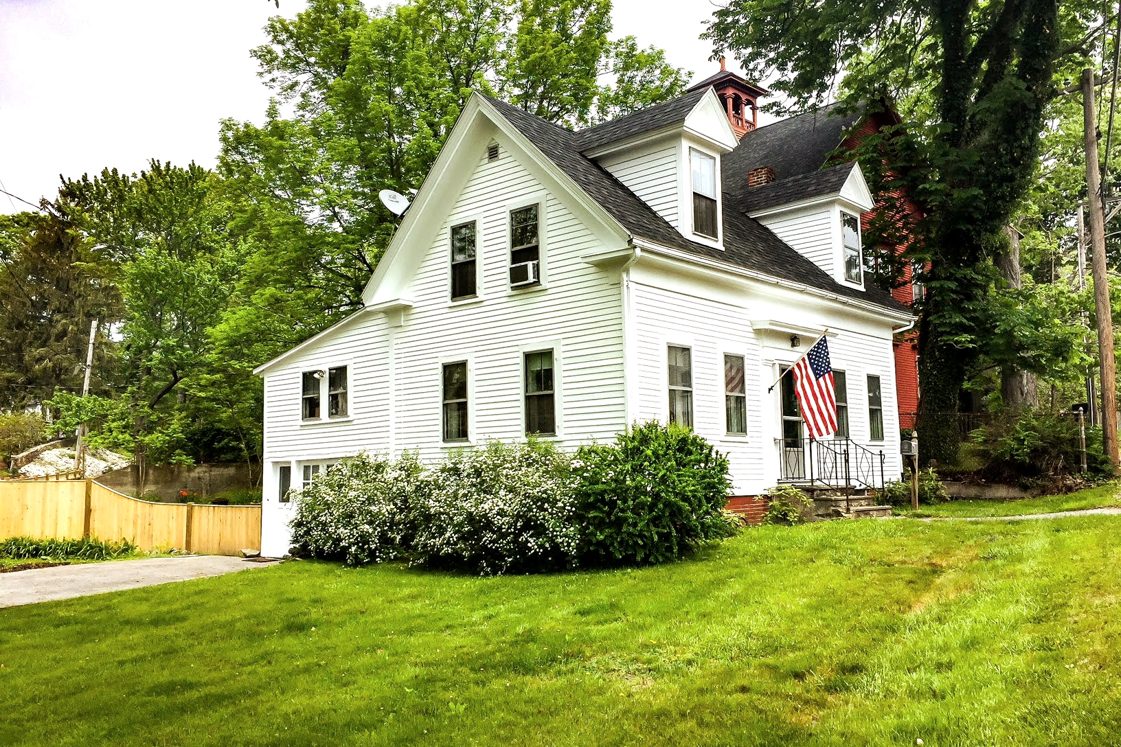 Family Friendly 2BR 1 BA Coastal Kittery Home