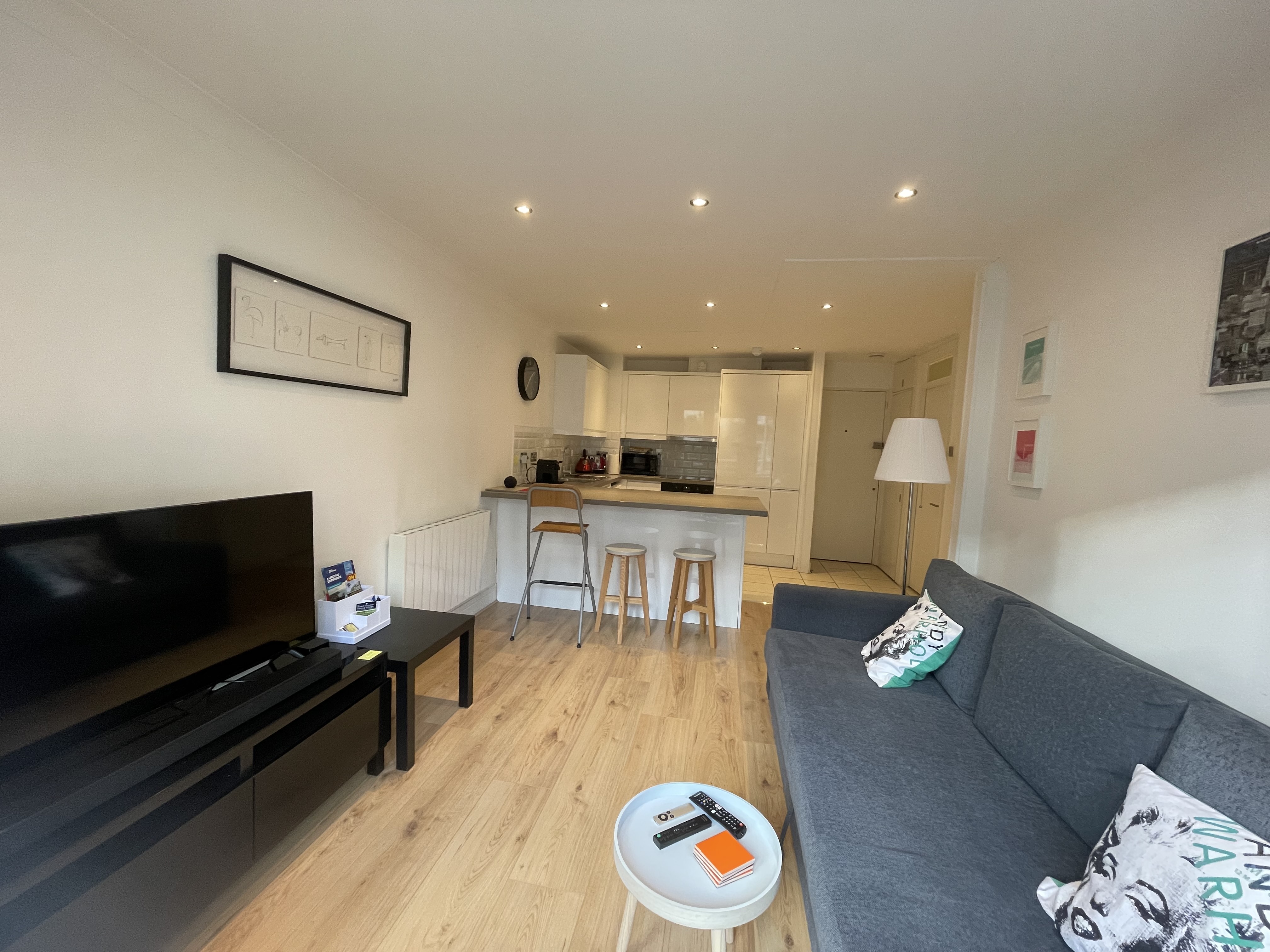 Modern City Centre Apartment