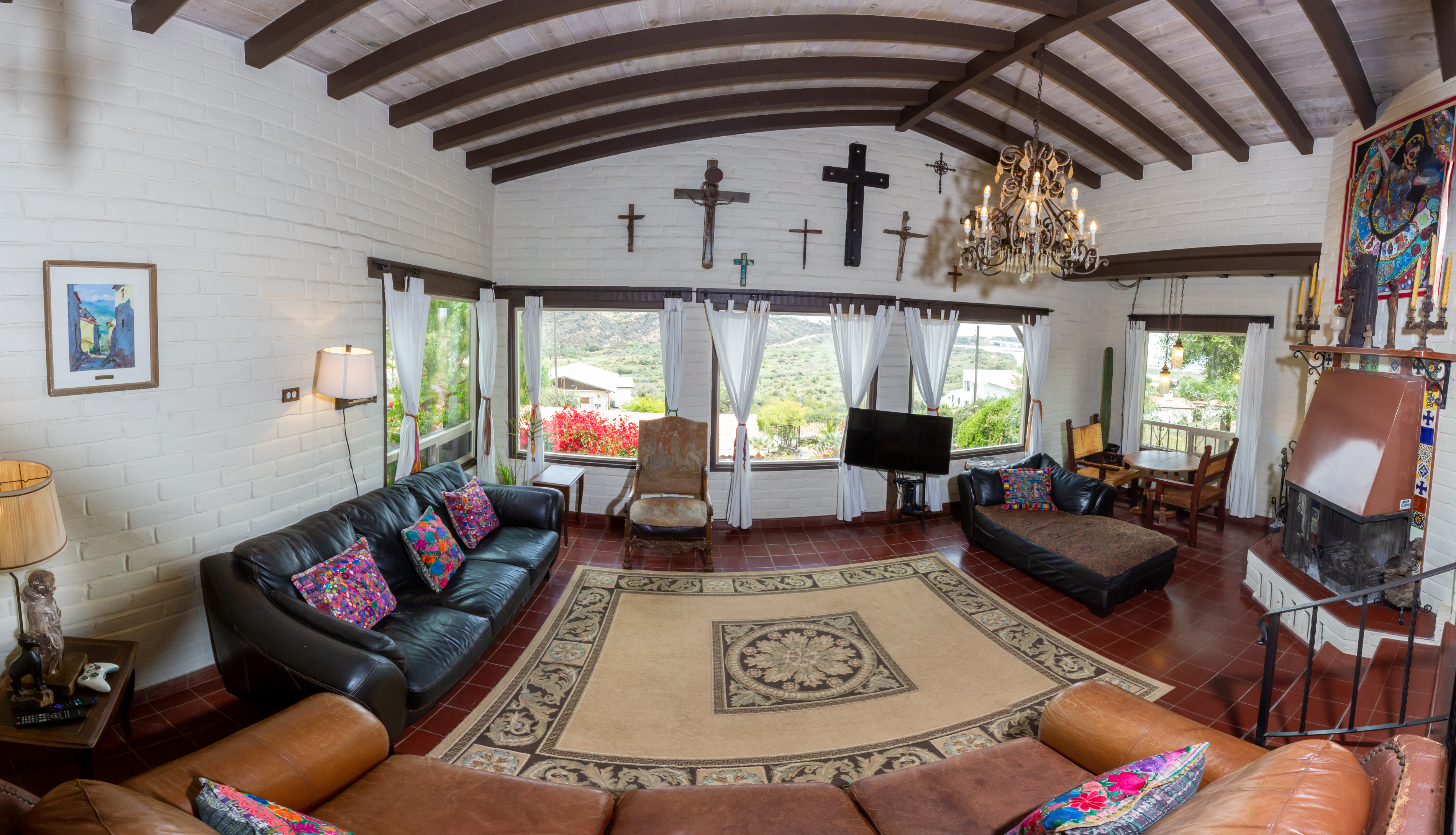 Hacienda between wine and surf