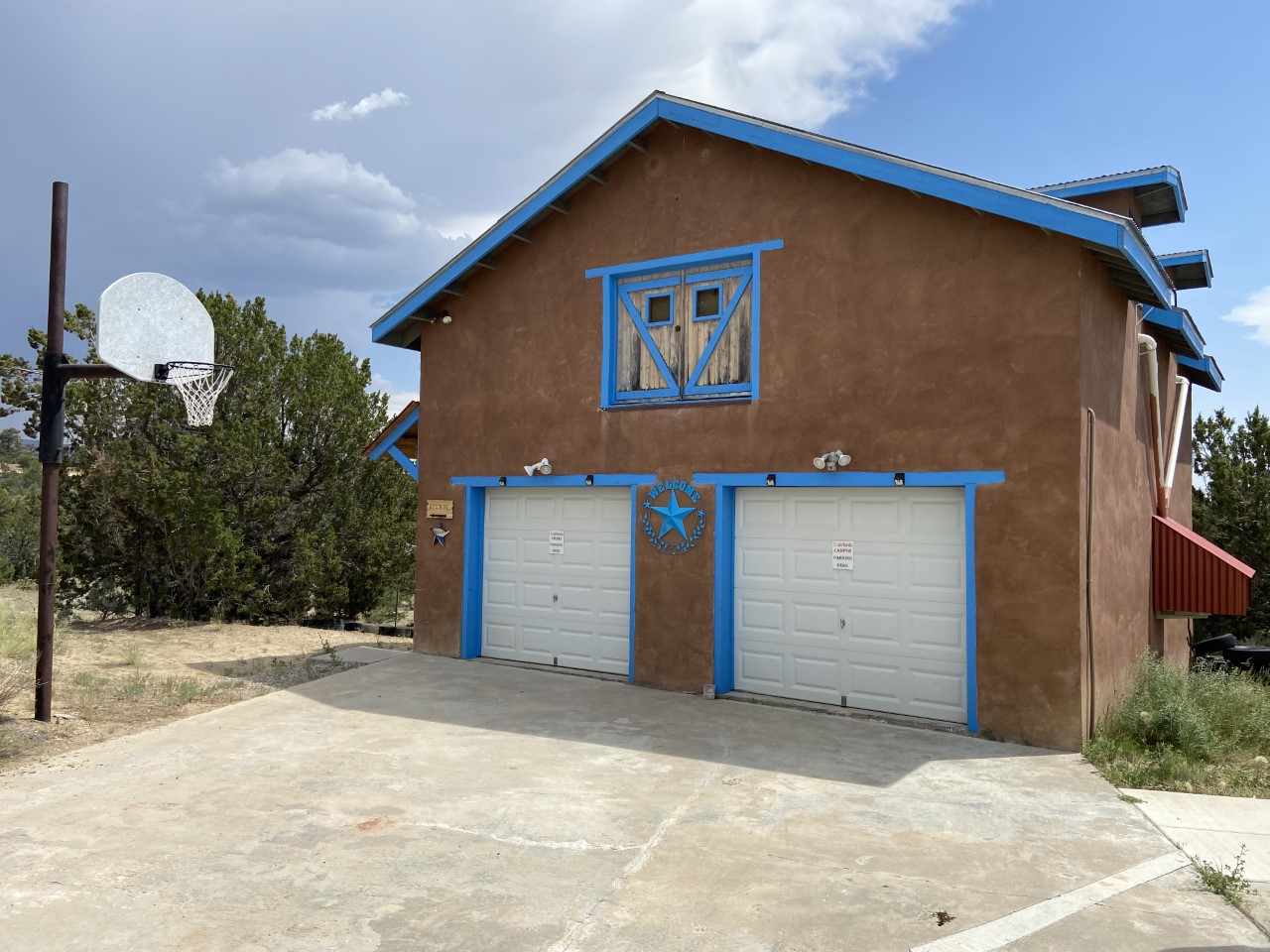 CUBA, NM ADOBE ROUND CASITA (W/SEP STUDIO RENTAL) Lofts for Rent in