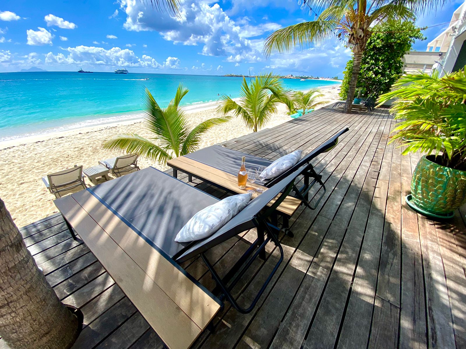 The Beach House Apartment Apartments for Rent in Simpson Bay, Sint