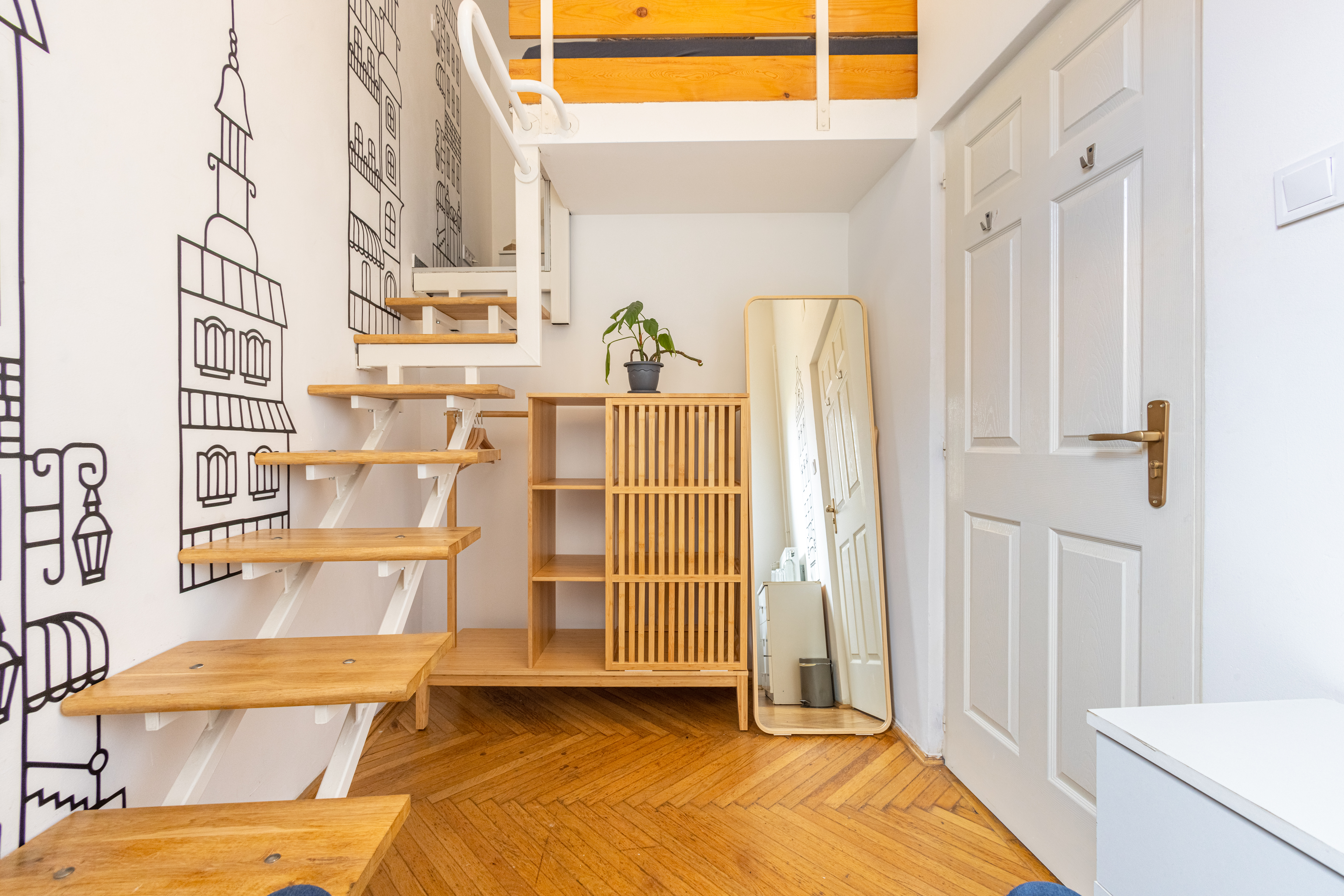 Gellerico Rooms at Deák Square - Lively Room | AC