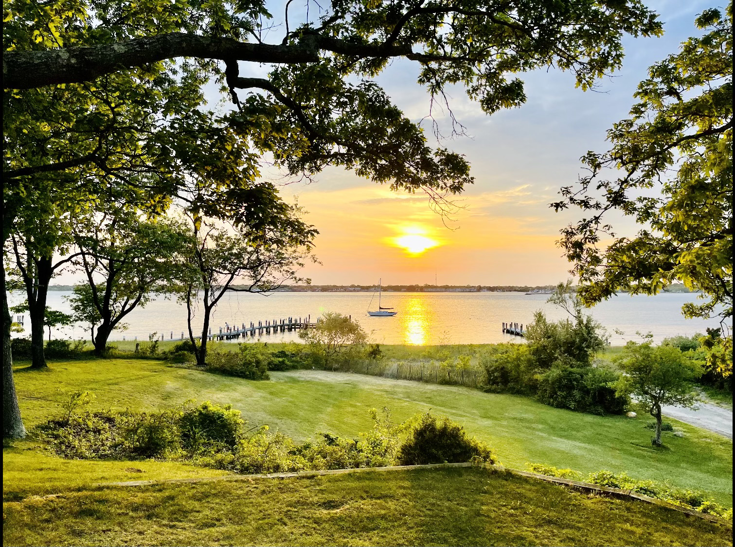 Peaceful Shelter Island Mid Century, water views