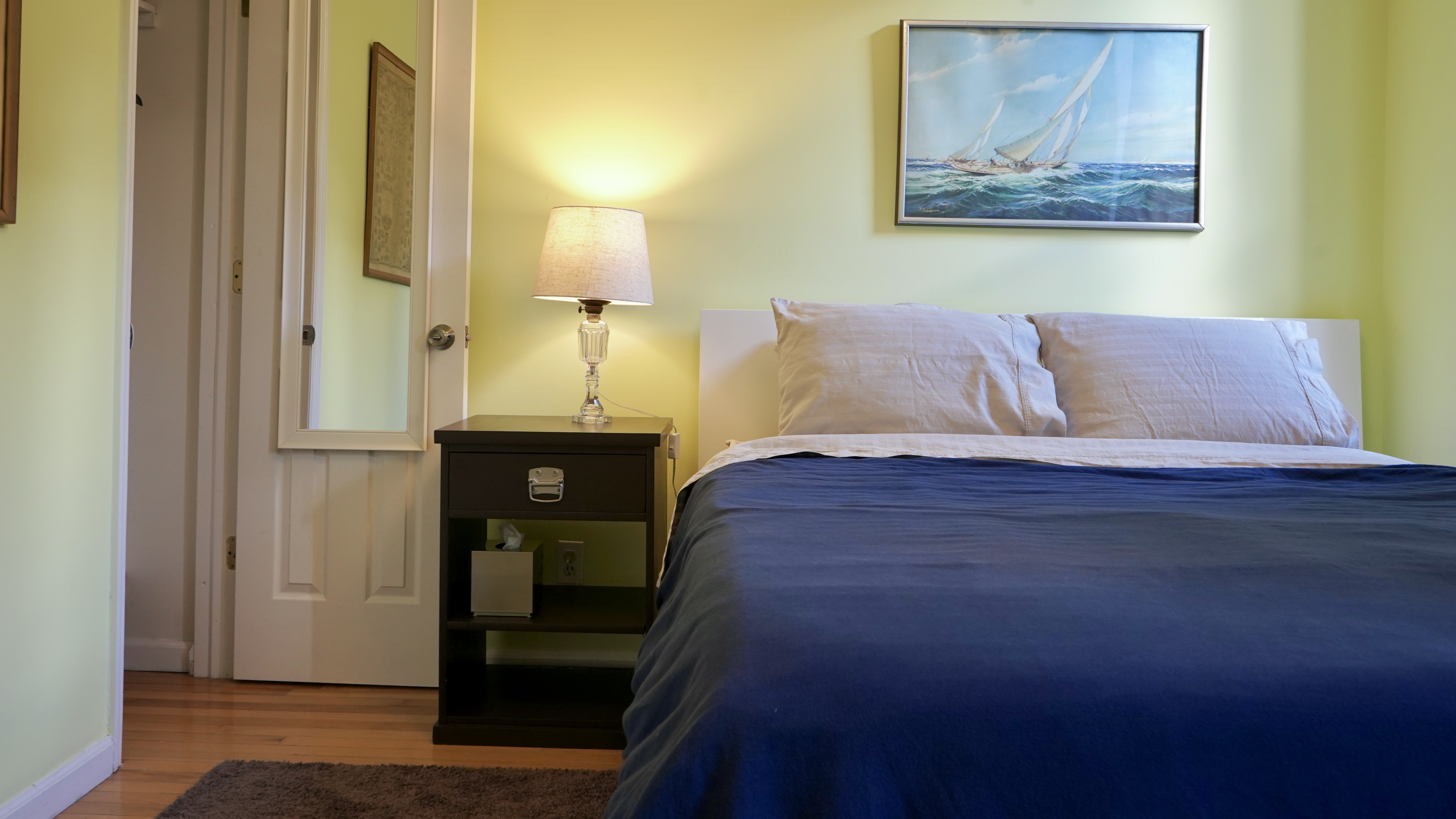 Room w/ Private Bath in Central Williamsburg!